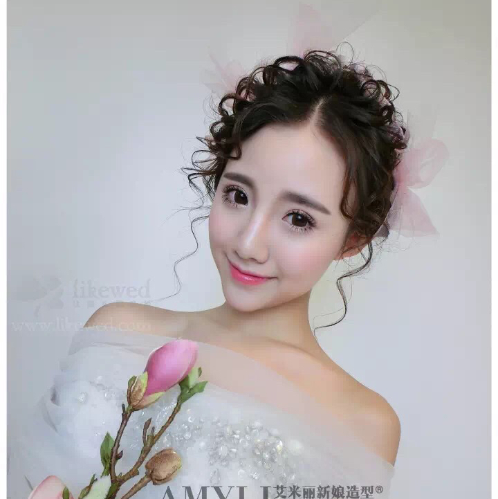 null伊之秀婚纱礼服美妆