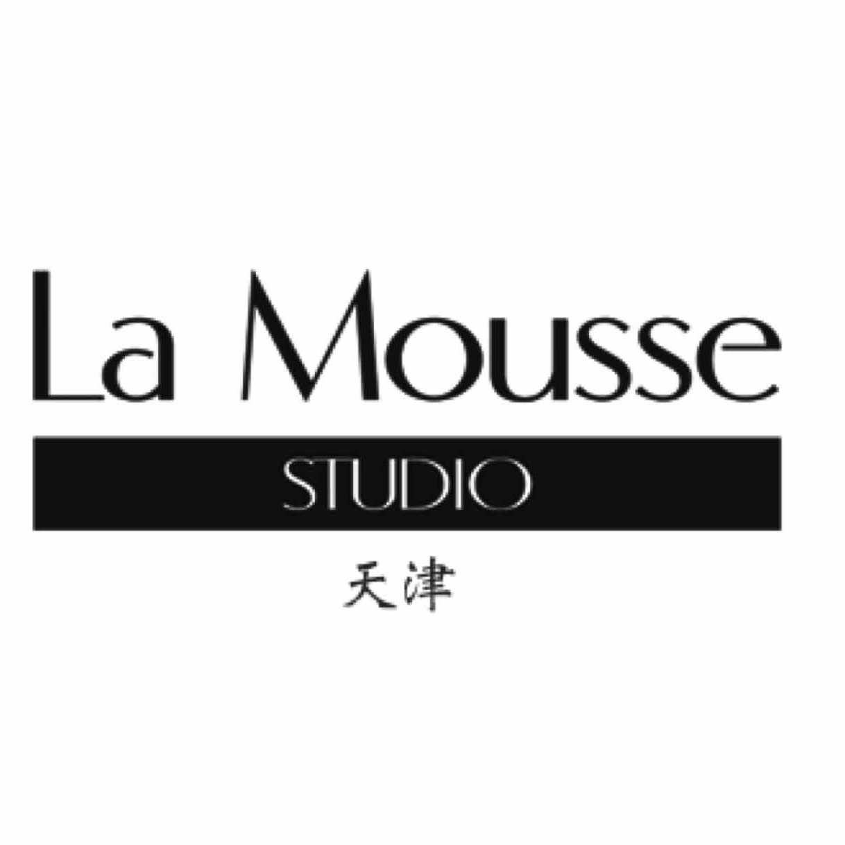 La Mousse婚纱礼服轻奢工作室