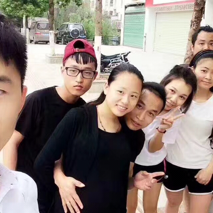 臺(tái)百麗致婚紗