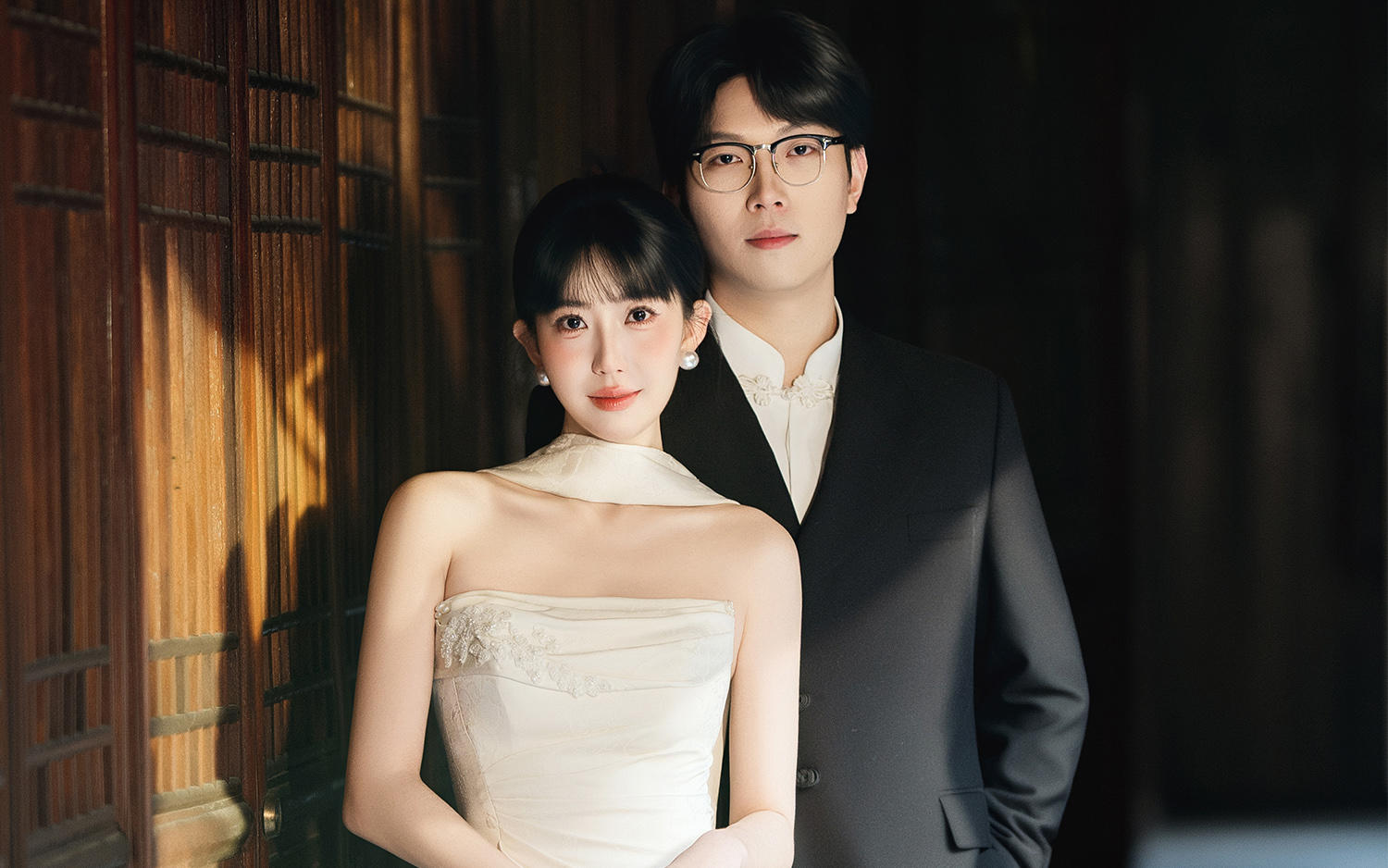 新中式復(fù)古與純愛蕾絲婚紗照普通人也美慘了