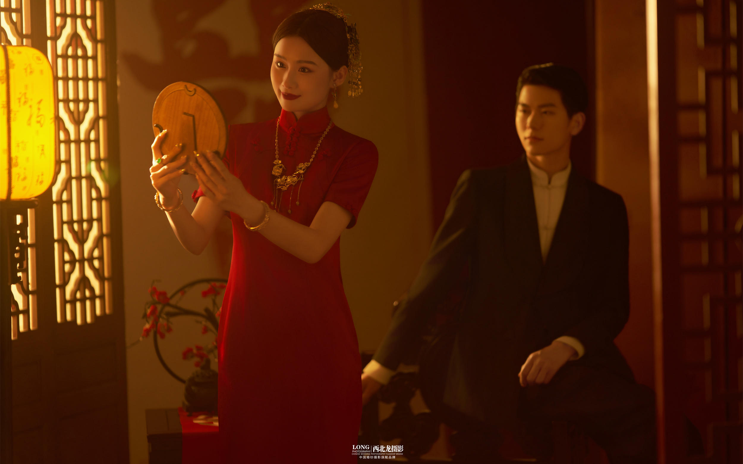 格格請(qǐng)來(lái)拍??甜甜的復(fù)古新中式婚紗照??