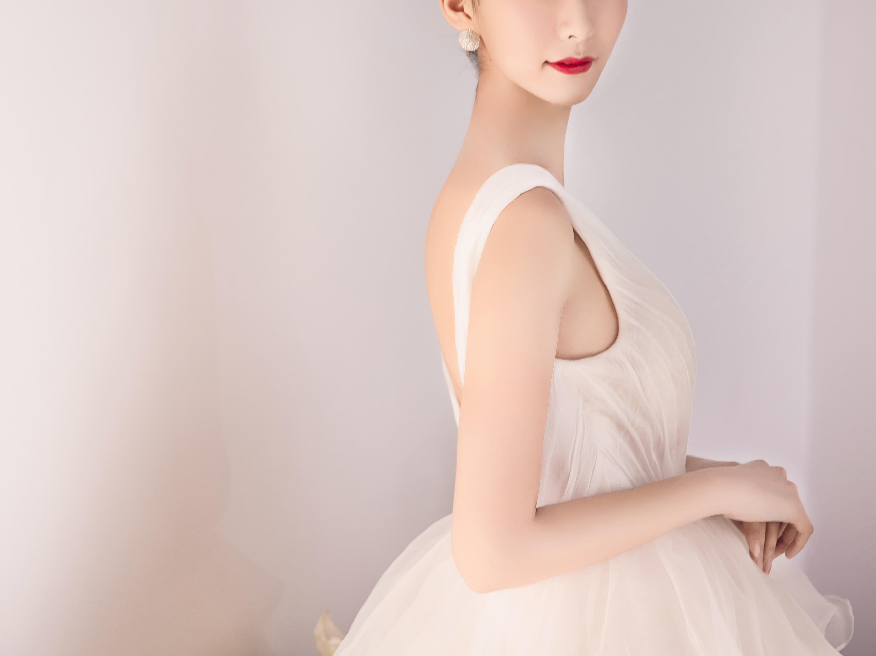 中式嫁衣的魅力 在于每个图案都有它的吉祥寓意