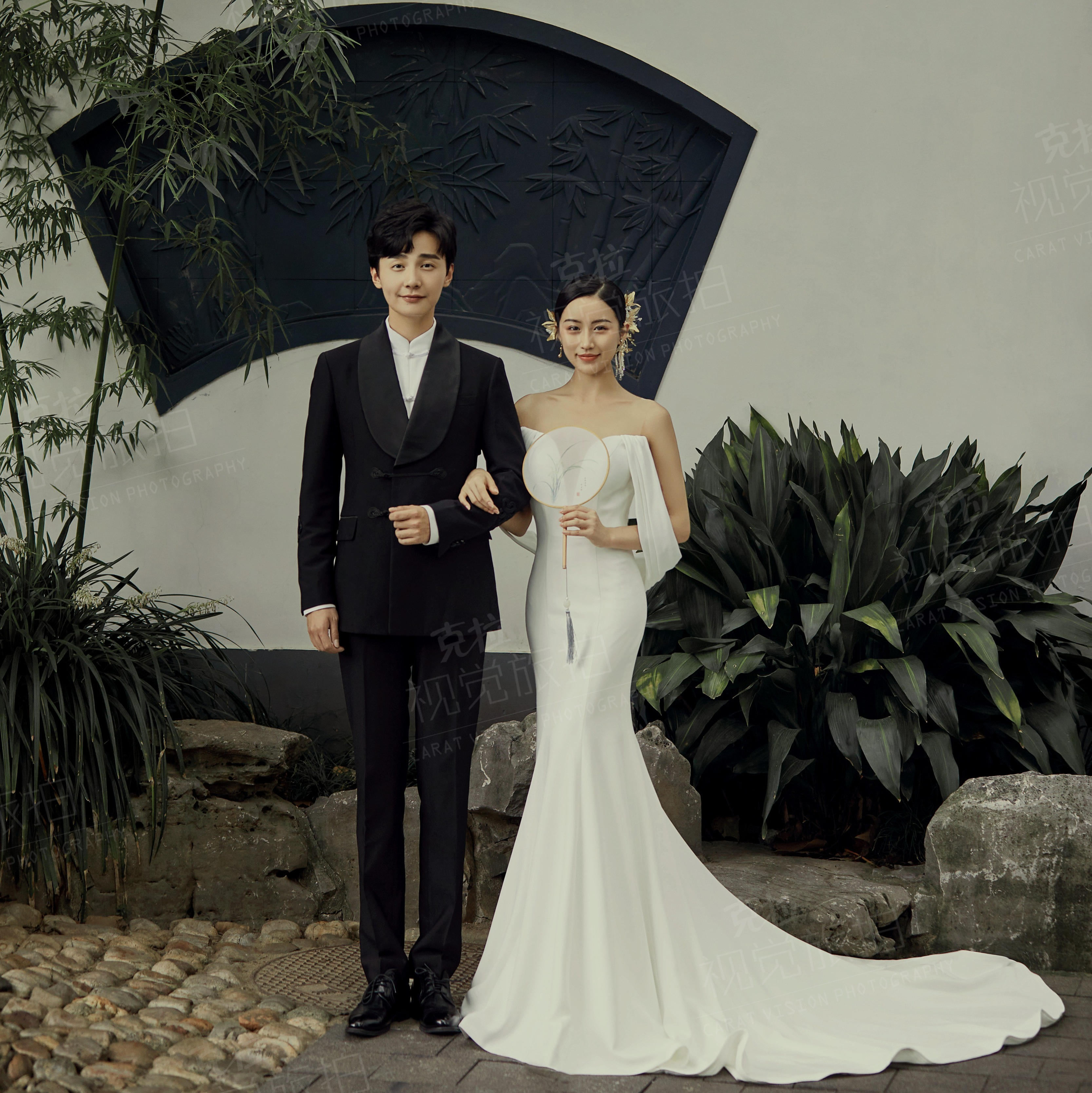 新中式园林风婚照 | 带你体验江南的水墨风情