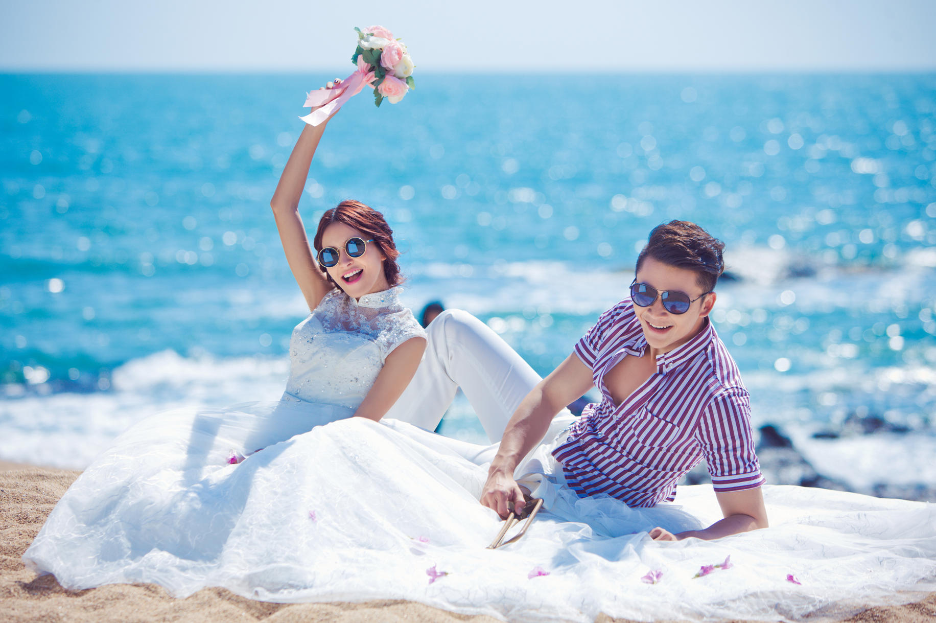 蔚藍(lán)海景+龍鳳山莊+秘密花園婚紗攝影套餐