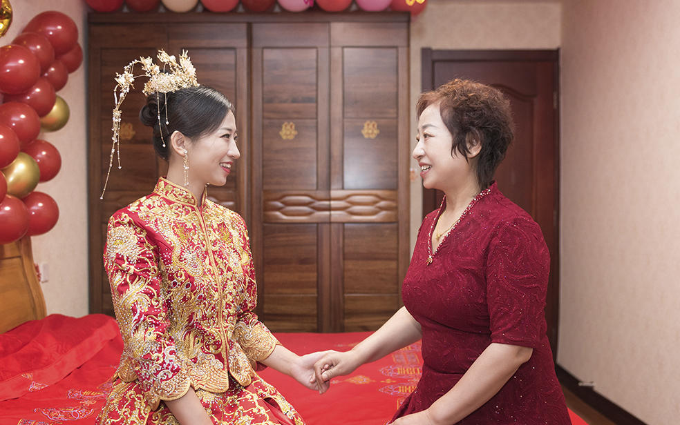 欣薇婚纱-婚礼返图-新娘跟妆