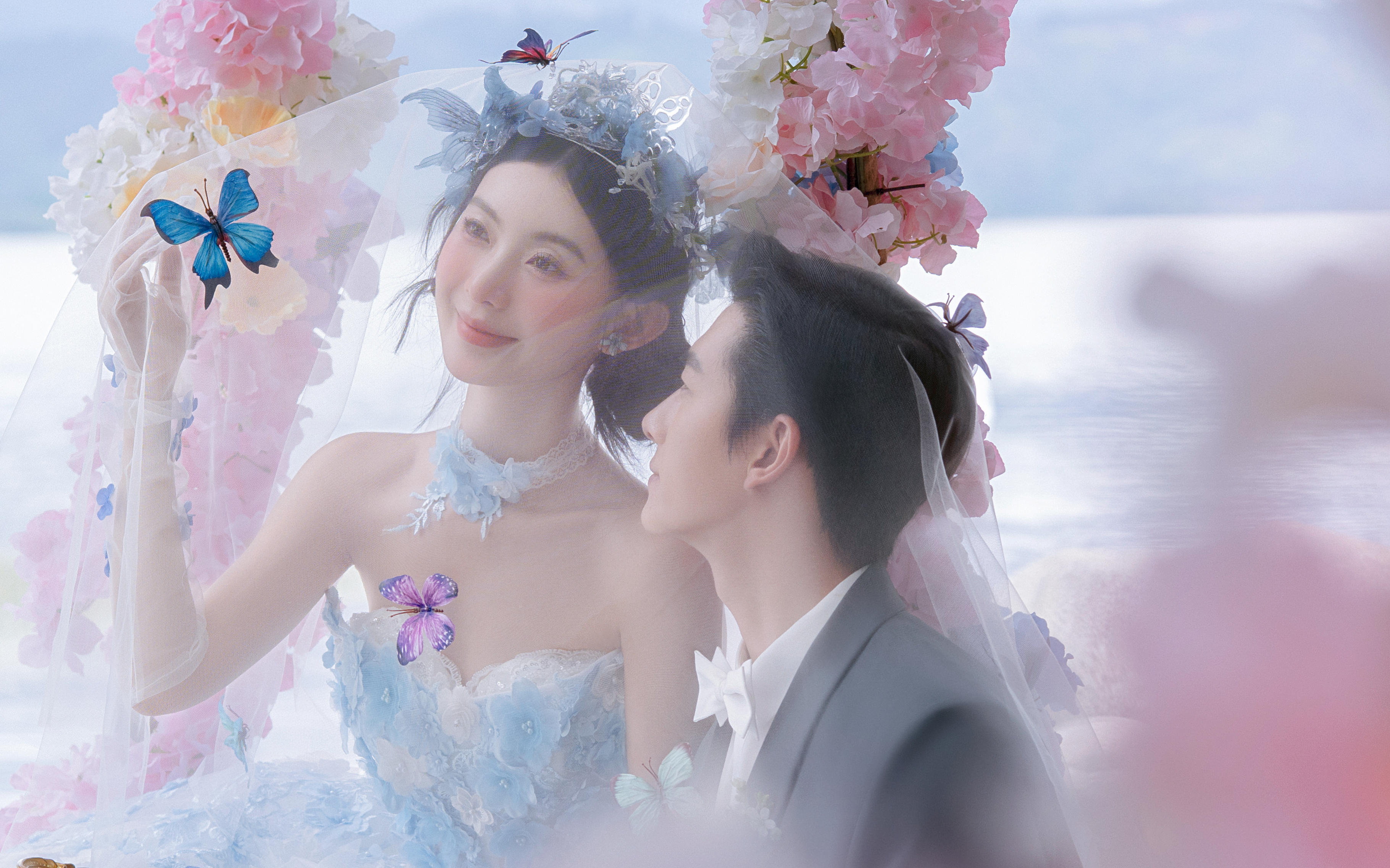 《花嶼?！废膳袎?mèng)幻仙境氛圍感婚紗照