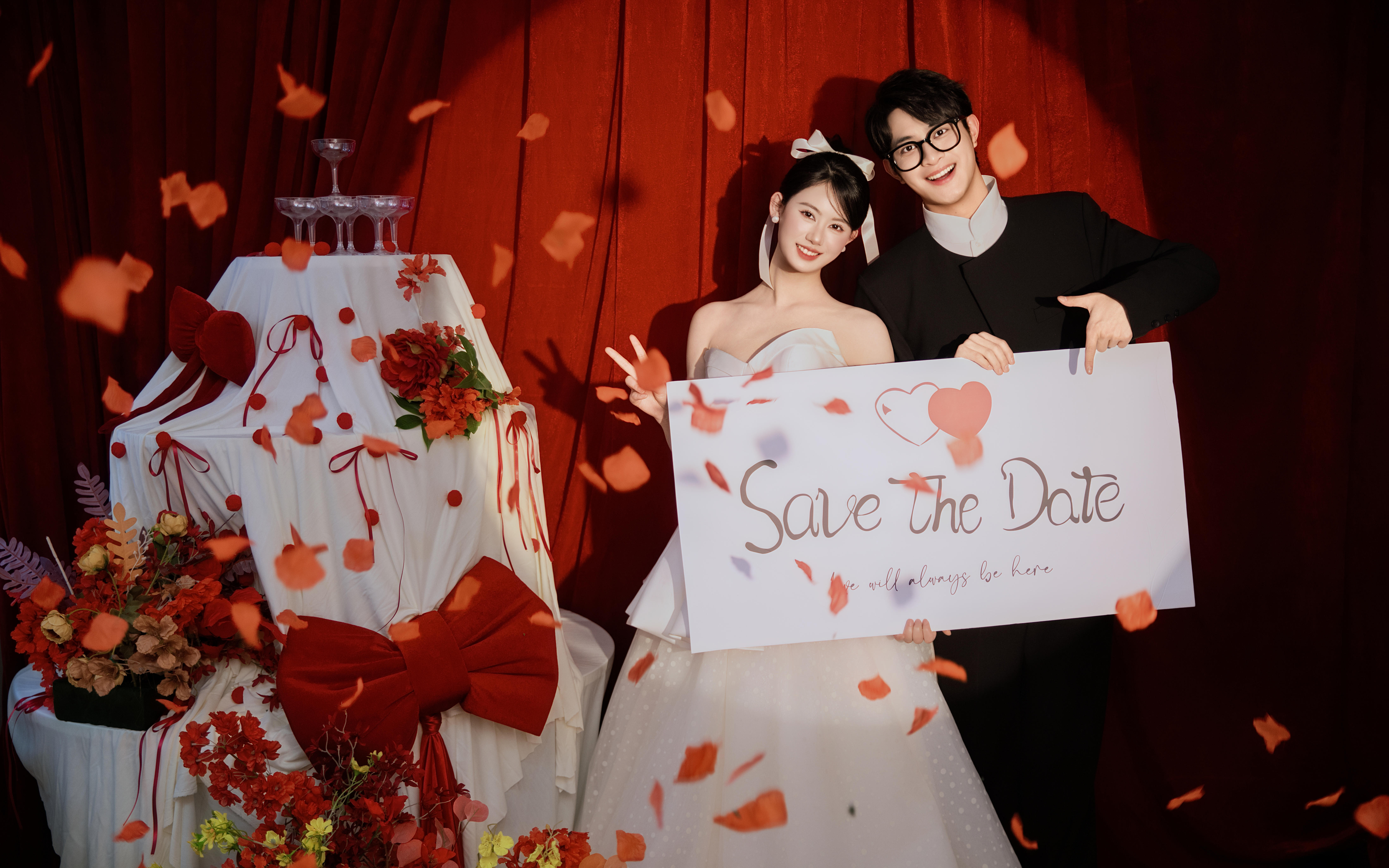 內(nèi)景 l 又幸福了??紅色喜嫁婚紗照也太太太甜了