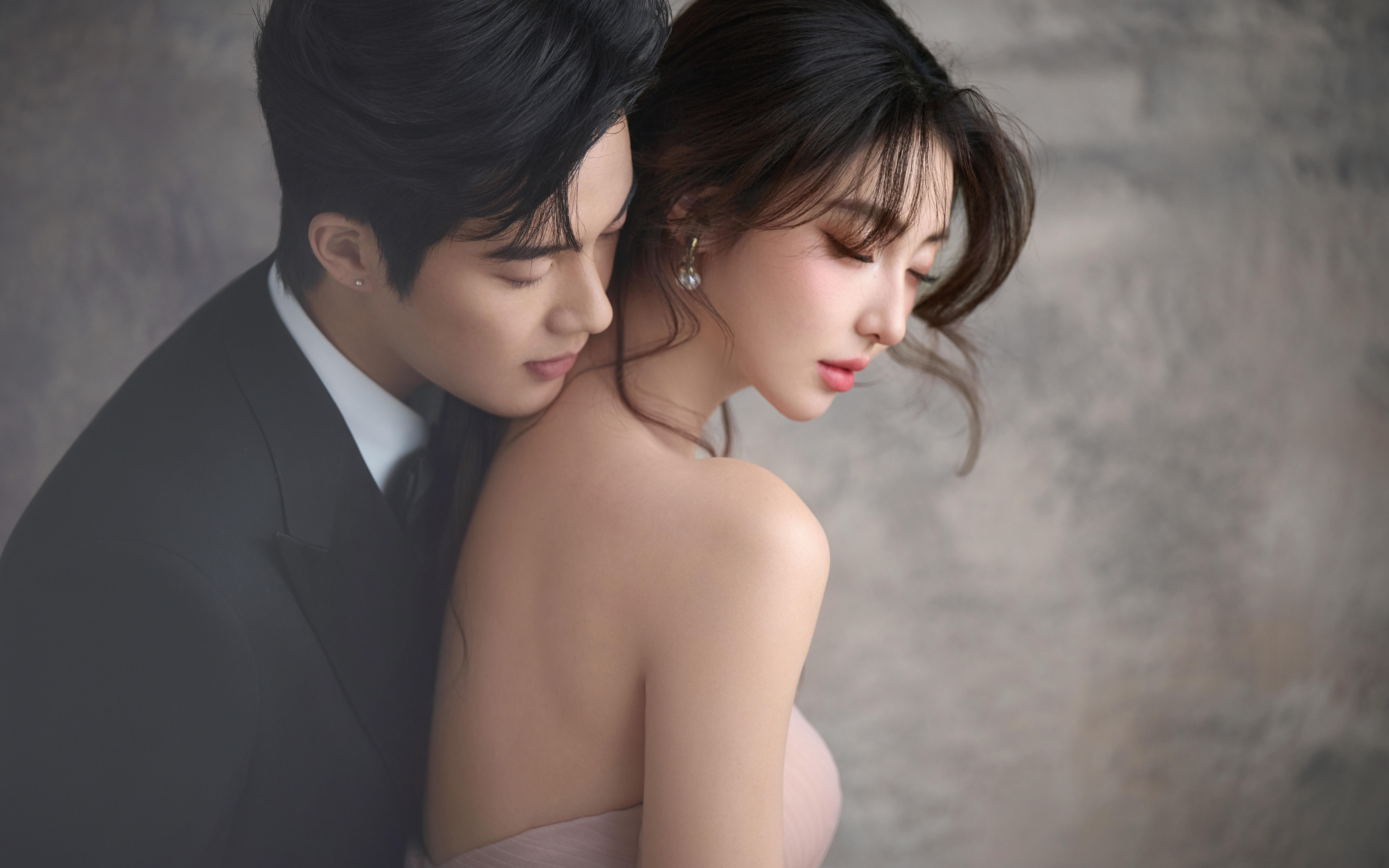 粉色魚尾油畫婚紗照 浪漫夢幻的少女心