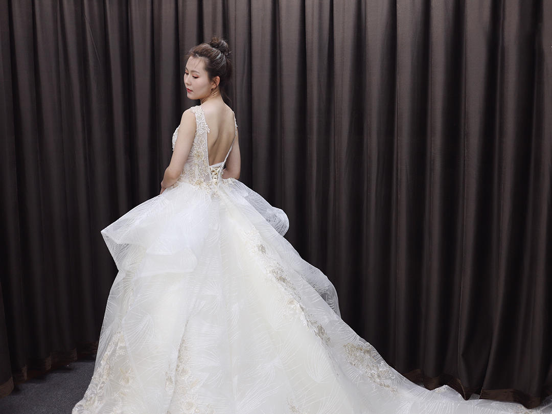 【二宝造型】高定主纱+秀禾+敬酒服+全程跟妆