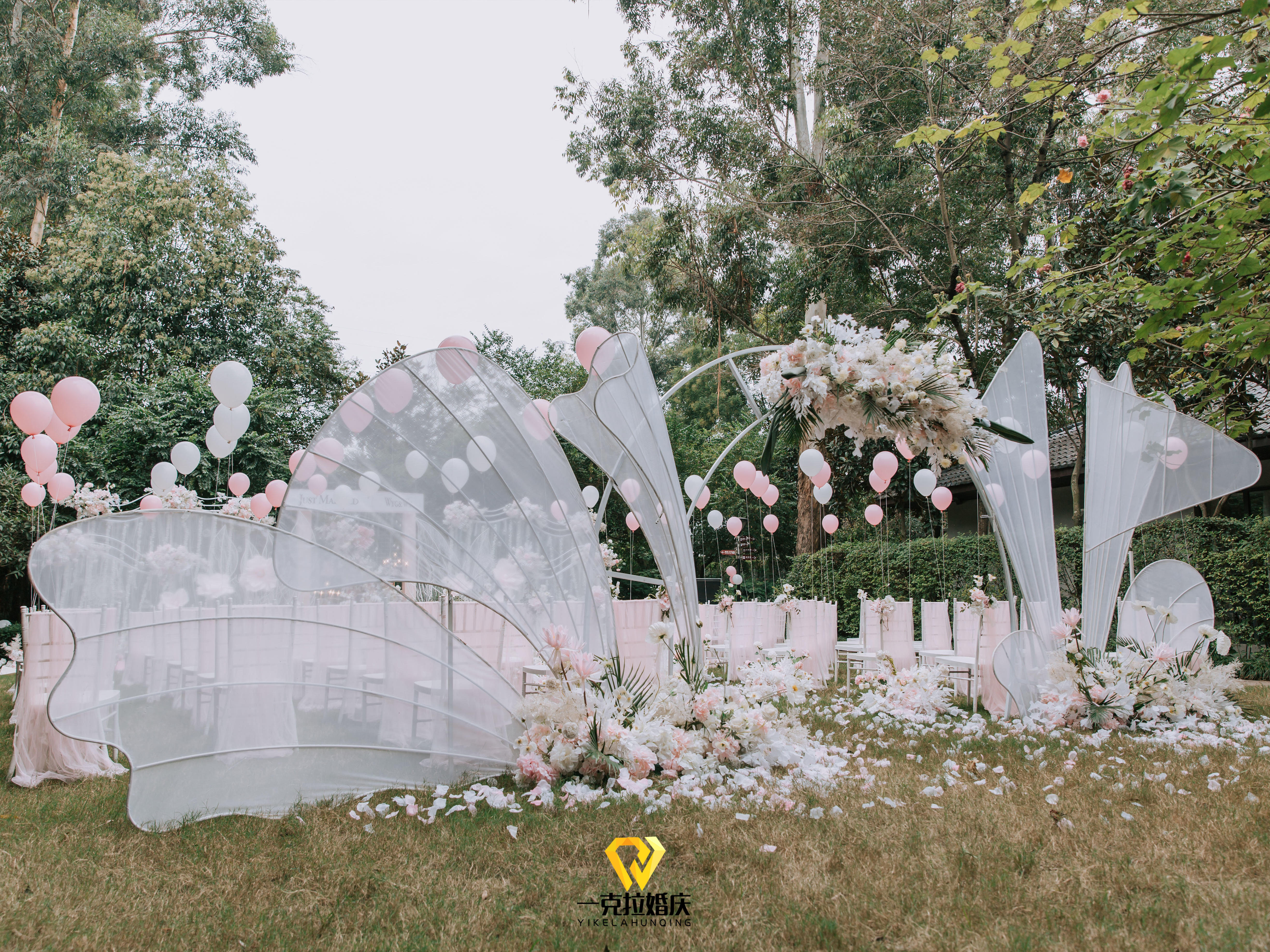 一克拉婚庆  粉色主题草坪小清新婚礼   