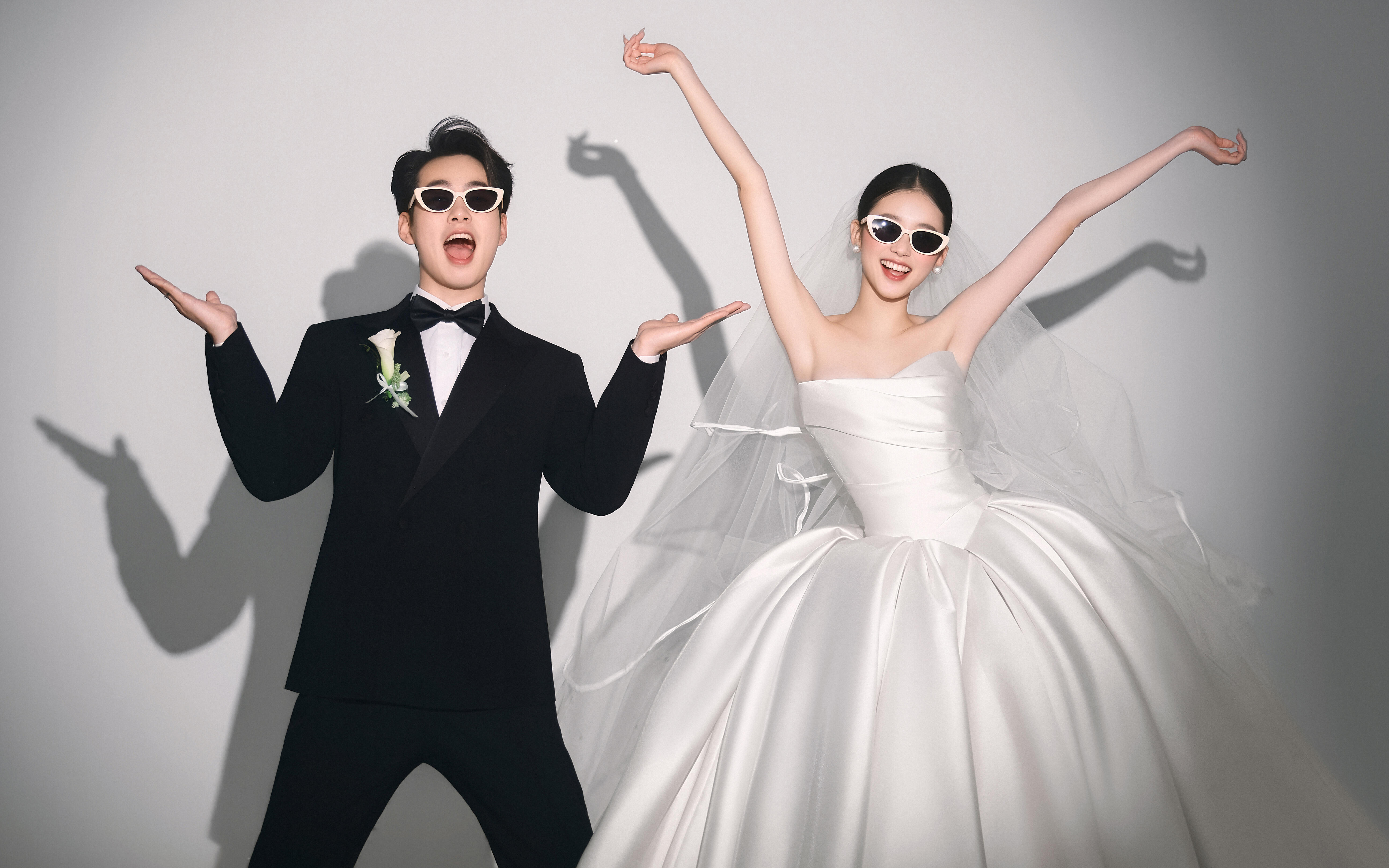 把我的光影婚纱照拍出电影感啦‼️又甜又酷