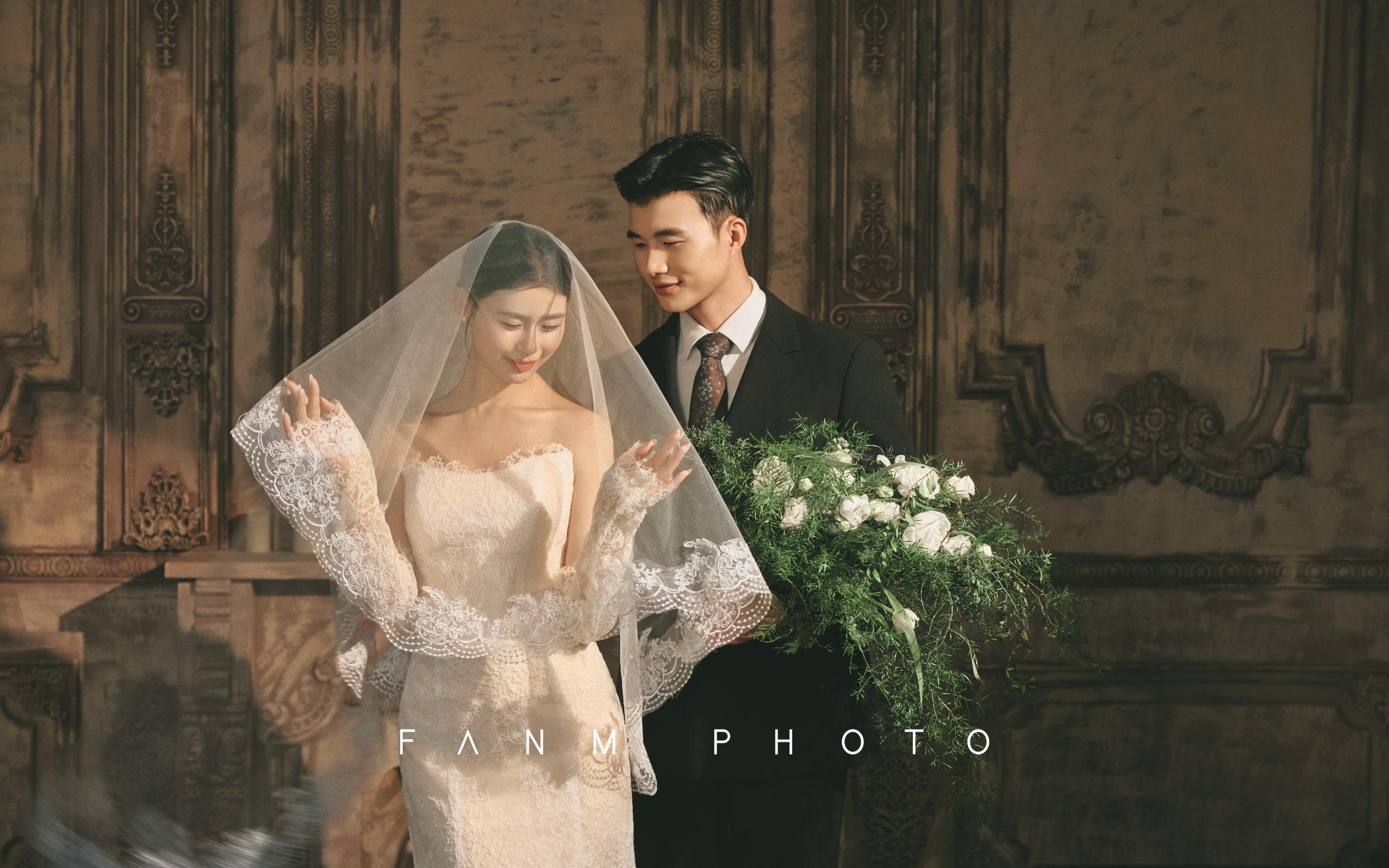 梵夢?原創(chuàng)｜當(dāng)暖光漫過雕花，愛已靜寫成詩