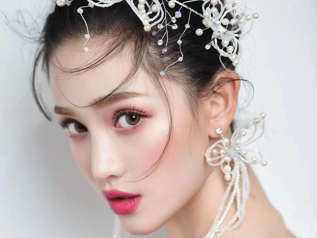 高级化妆师+全程跟妆一对一