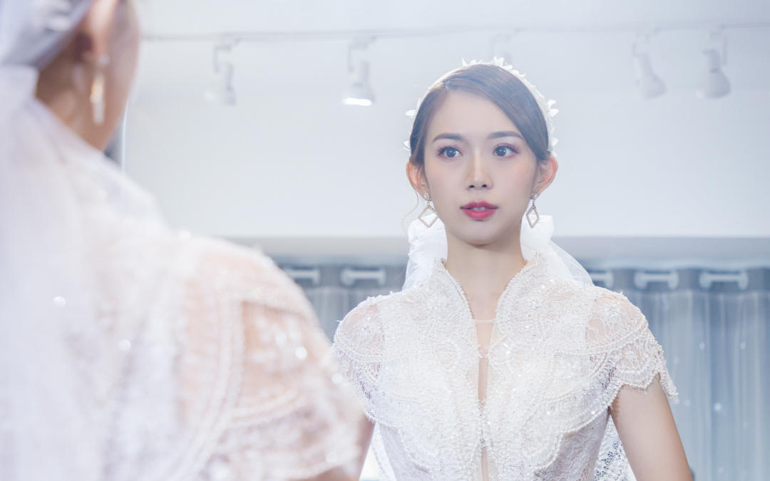 安家镇店之宝复古赫本小高龄气质拖尾