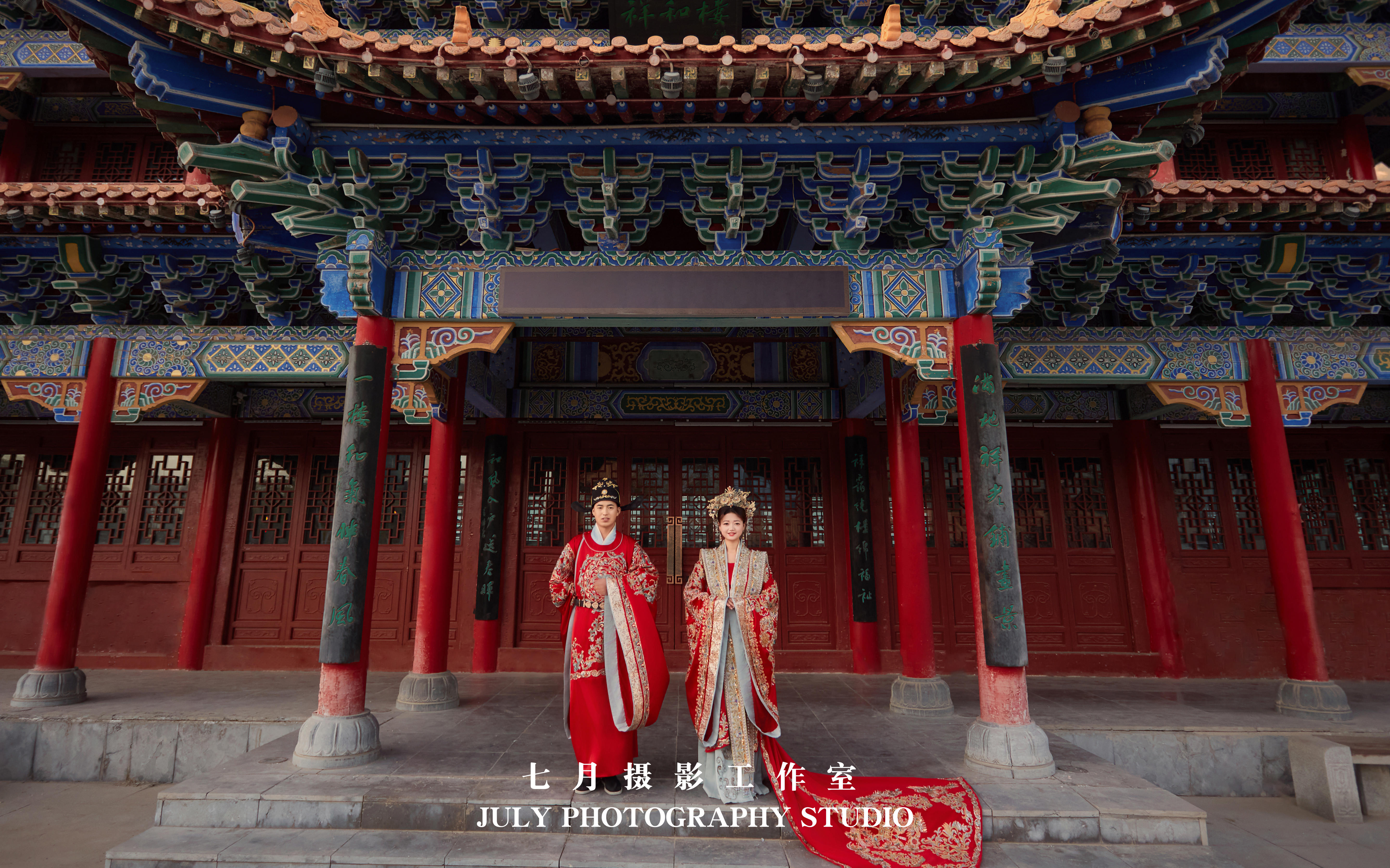 一颦一笑皆是东方情韵 让传统婚仪的美定格永恒