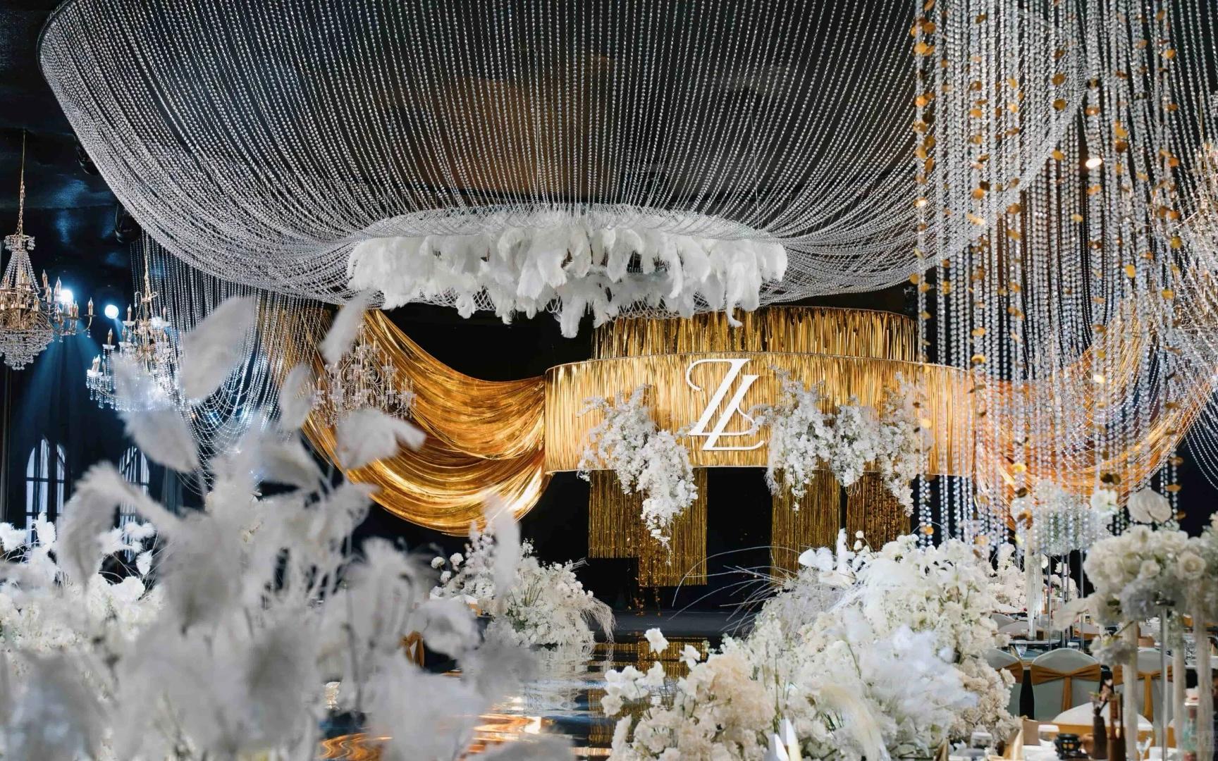 黑金色老钱风婚礼