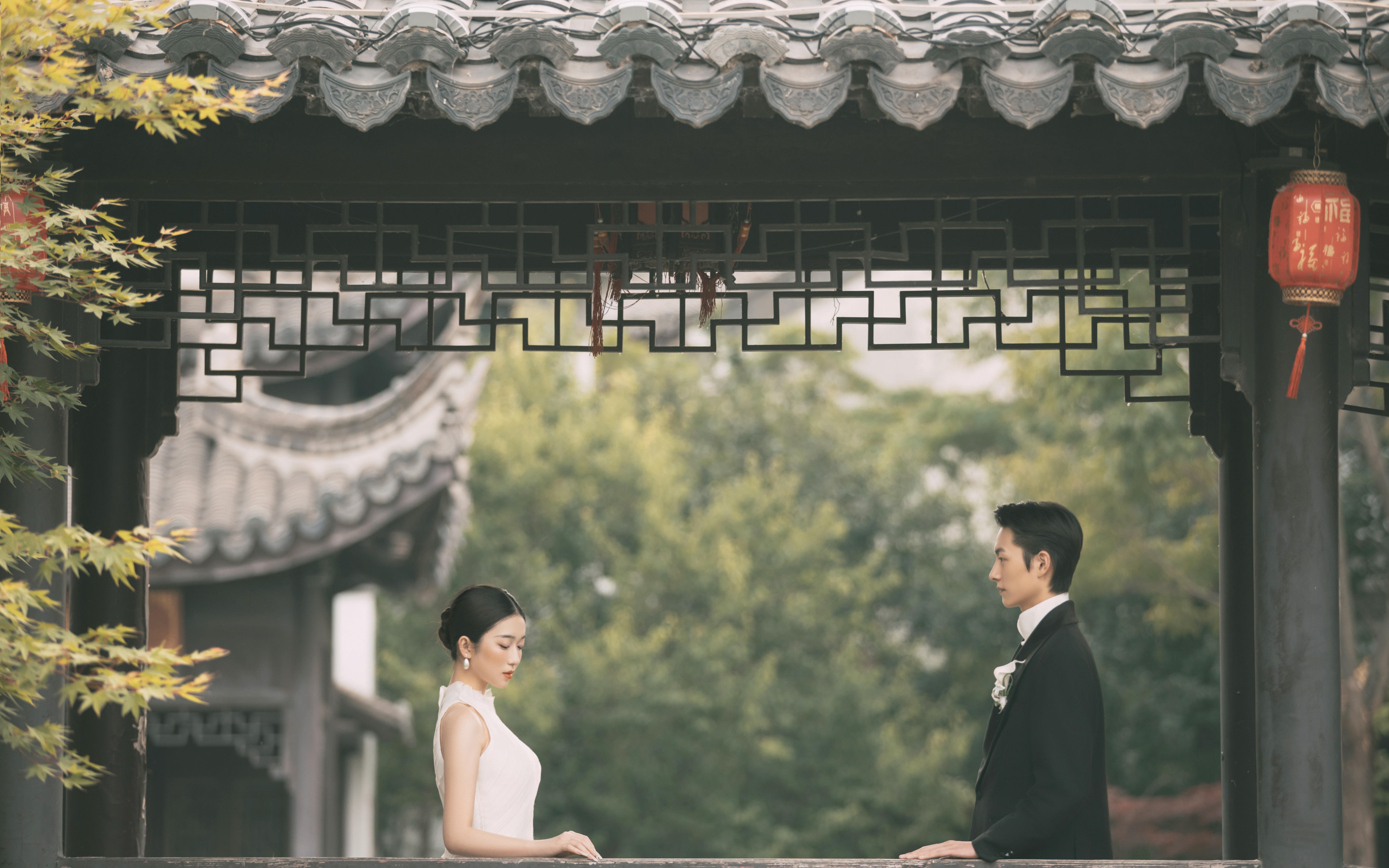 小众中式园林风婚纱照 每一帧都尽显古韵诗意