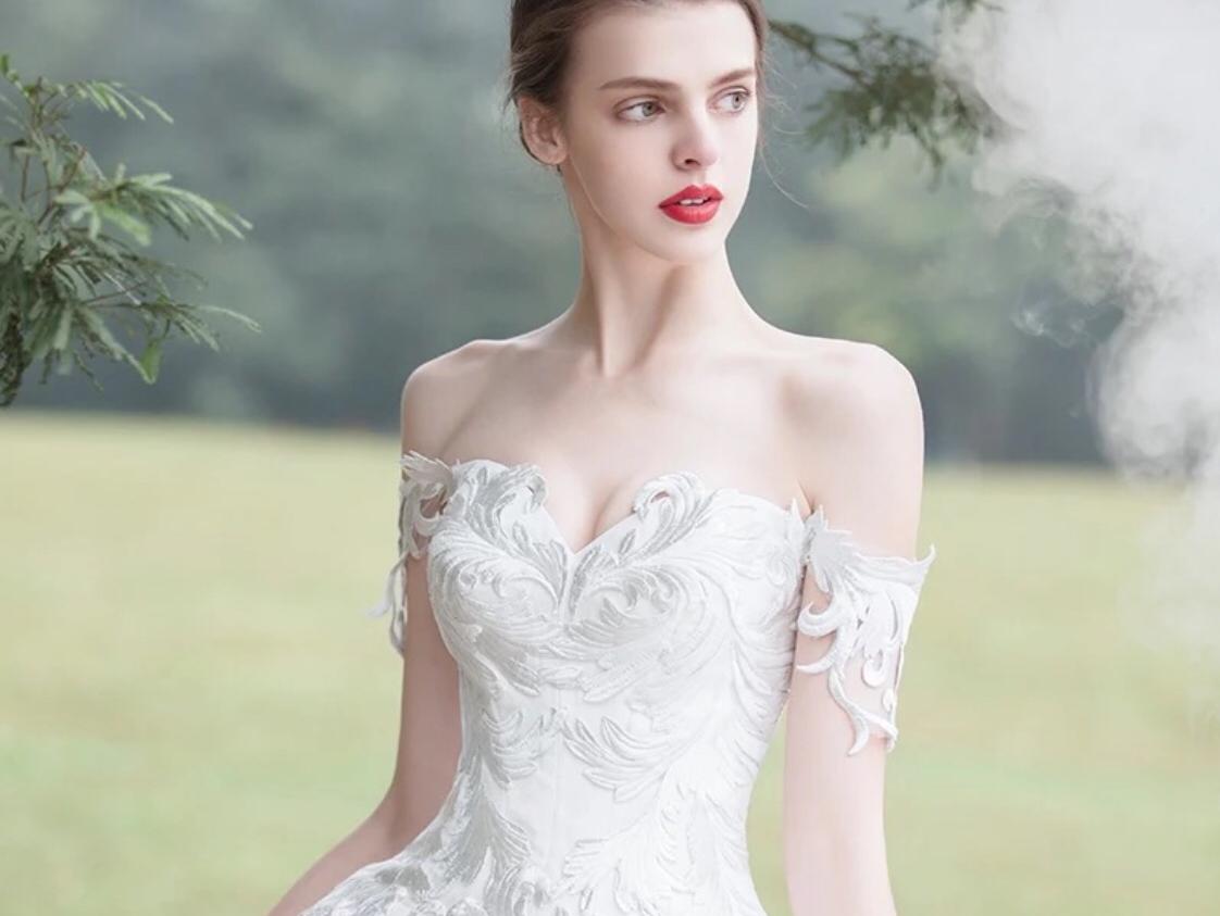 【限时秒杀】精品婚纱礼服套系