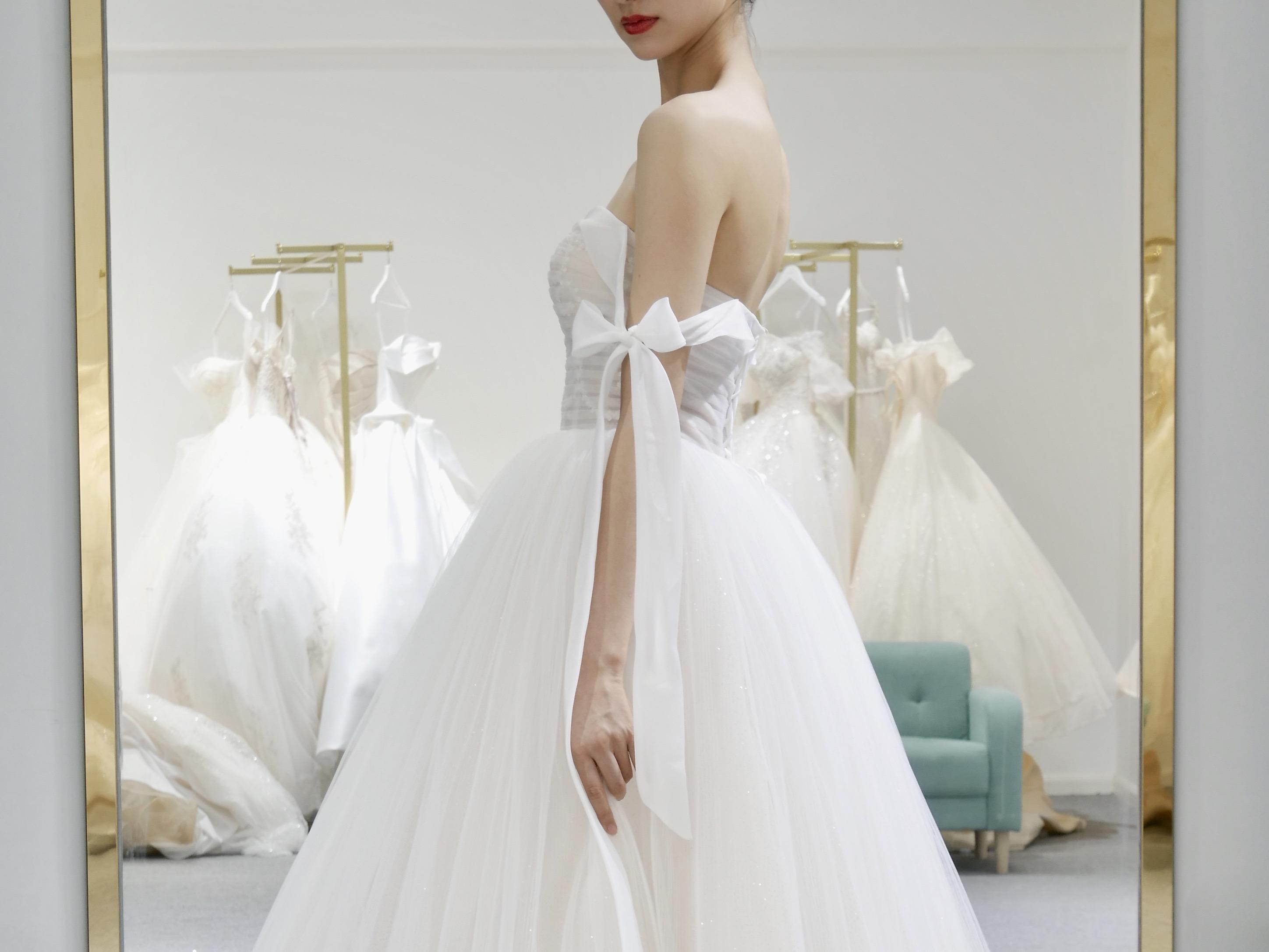 【VERNA】开业特惠婚纱礼服套餐（含新郎服）