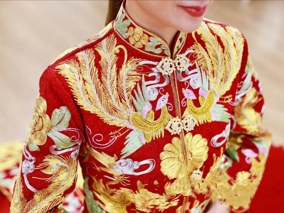 大拖尾仪式纱+中式秀禾+敬酒服7件套婚纱租赁