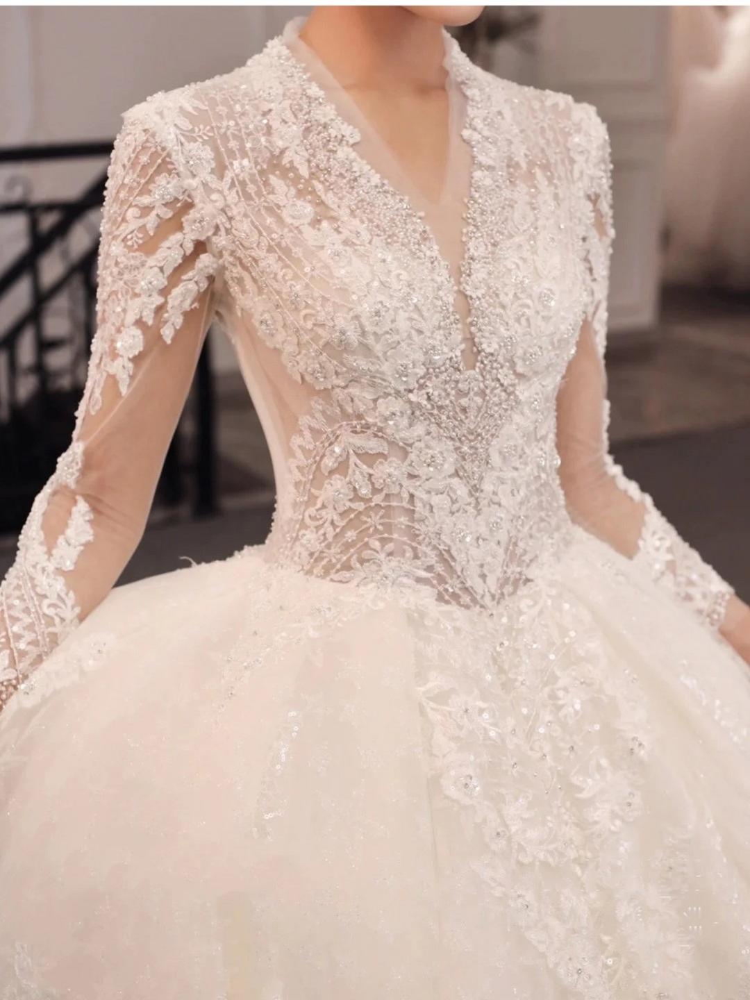 【新郎新娘一站体验套餐】中式+白纱+敬酒服+西装