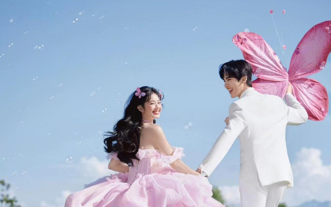 婚紗照拍到了隱藏款，公主風(fēng)婚紗照真的愛了