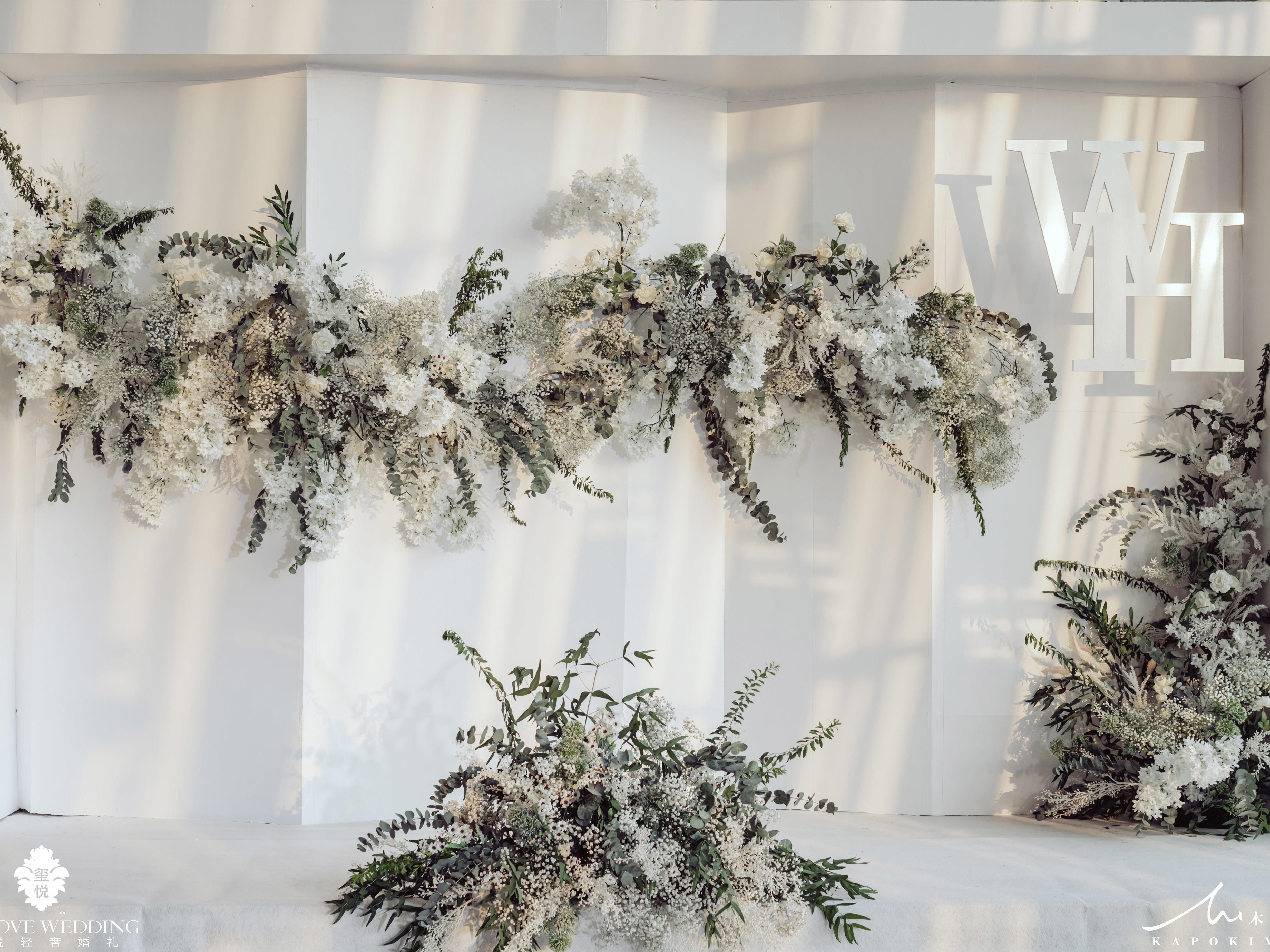 玺悦婚礼十年都不会过时香格里拉时尚大气白绿金婚礼