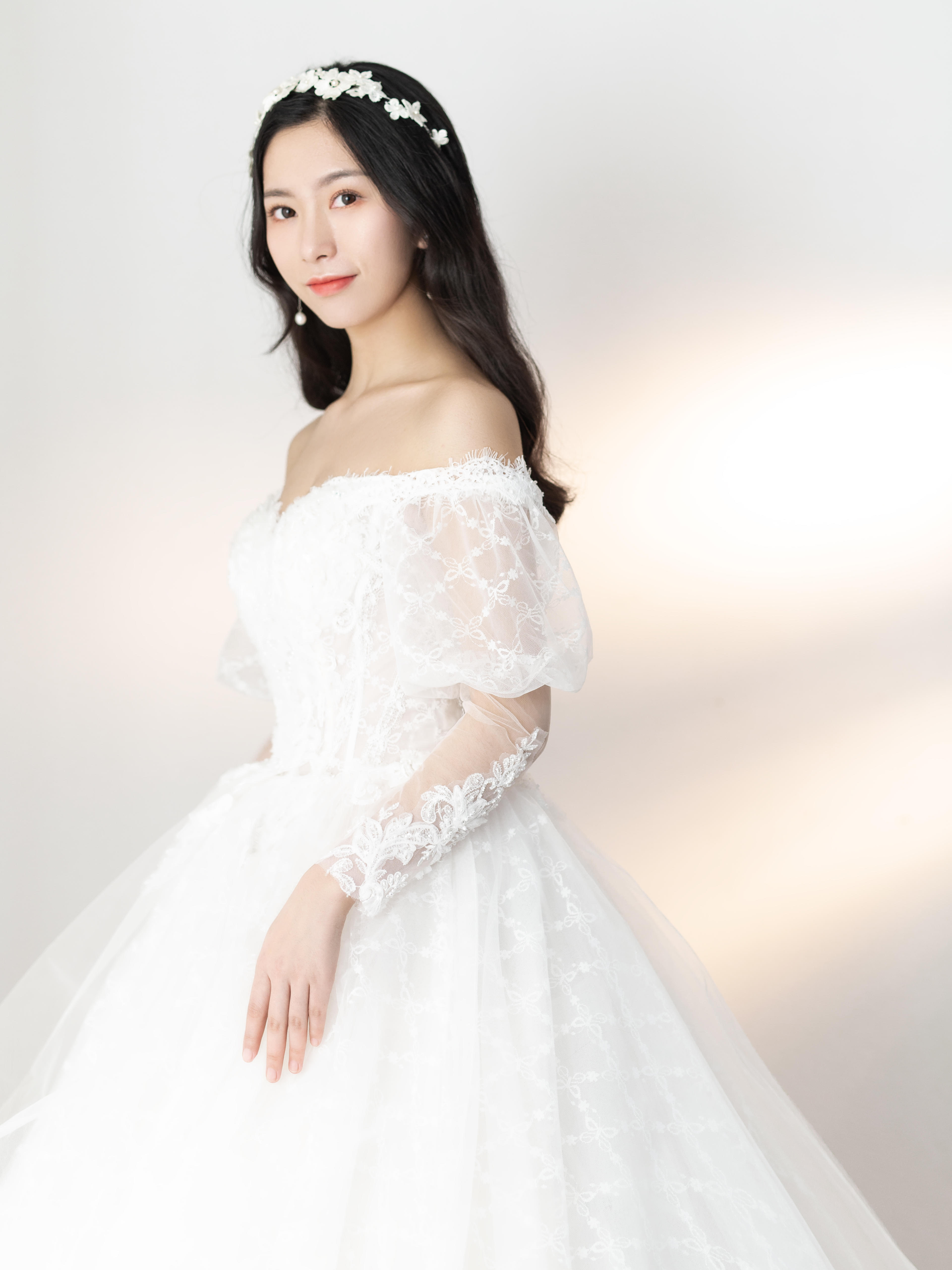 甜美宫廷一字肩仪式纱＋敬酒服＋出门服