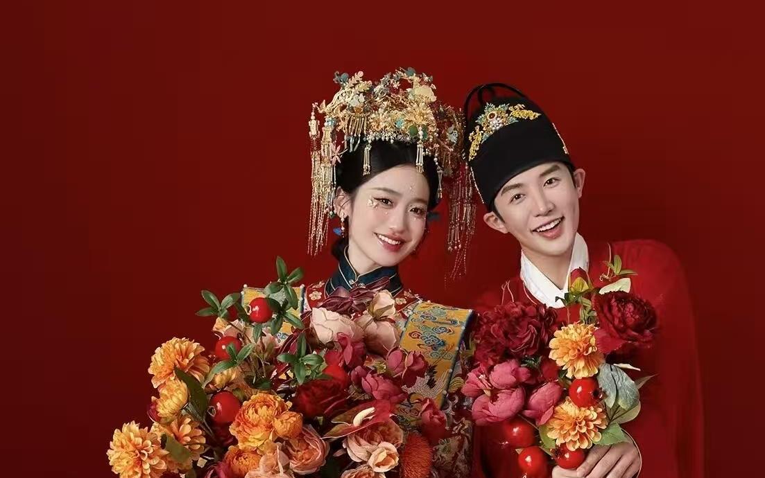 甜到心尖尖上 的漢服婚紗照