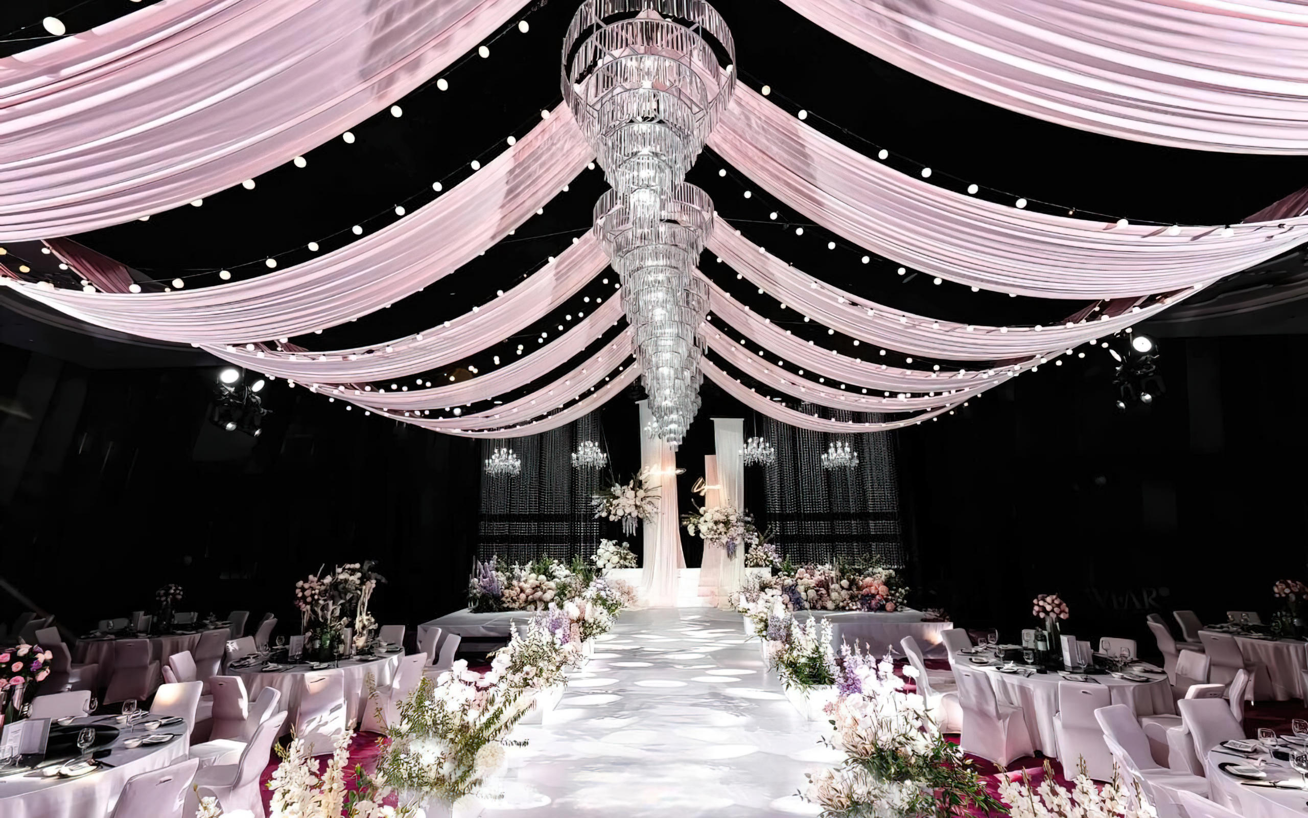 [景星门]水晶粉色吊顶婚礼