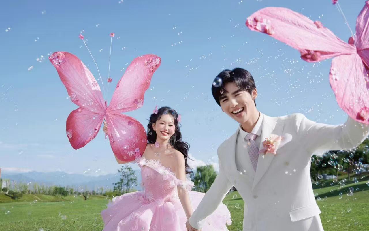 婚纱照拍到了隐藏款，公主风婚纱照真的爱了