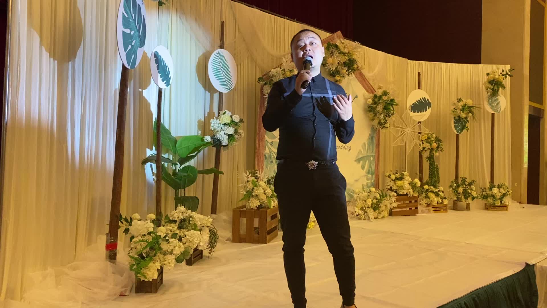 武汉禧谷主持设计工作室阿庆简介 大气；浪漫；喜庆