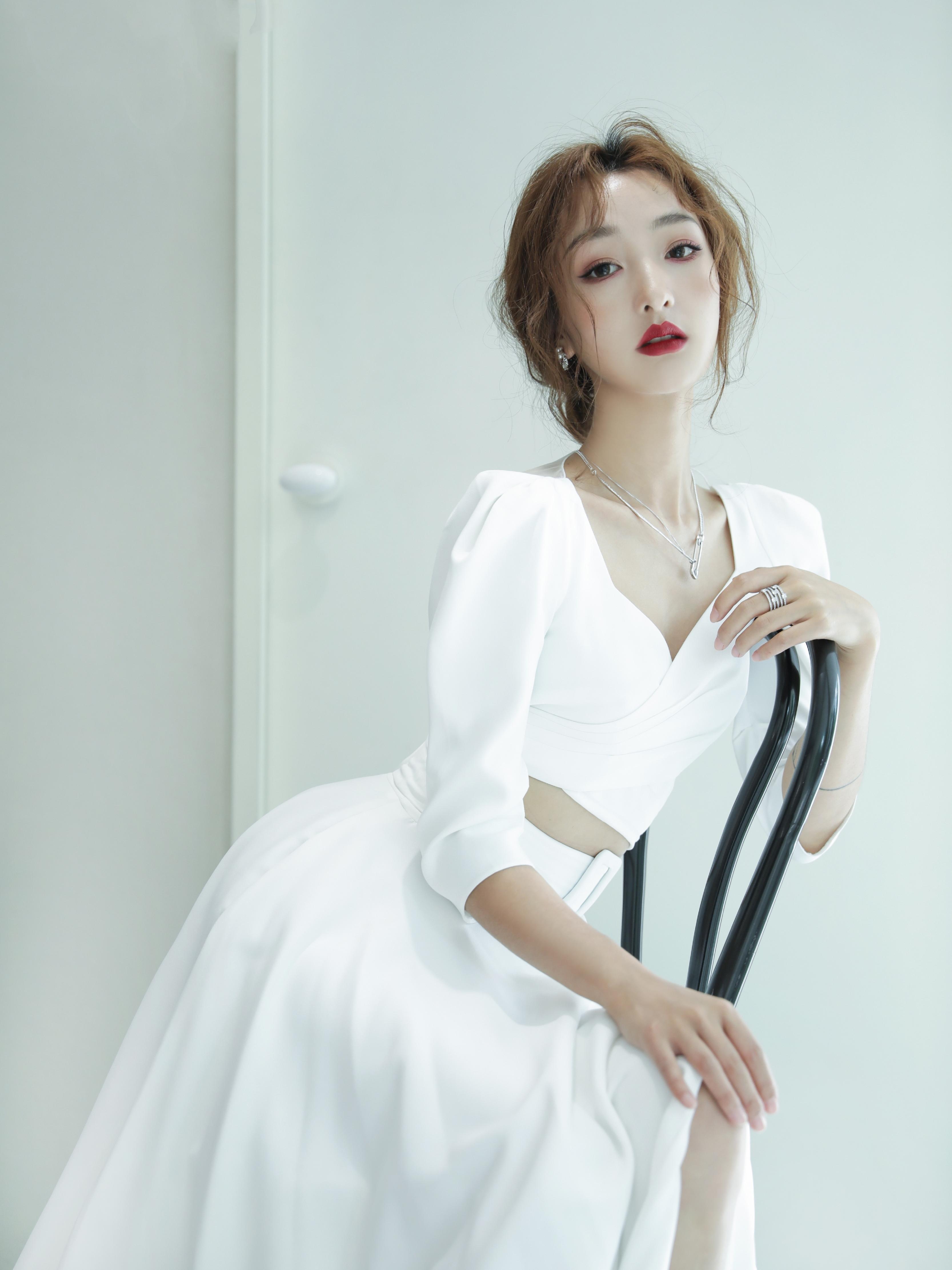 米特婚纱 极简轻锻纱系列  简约必备