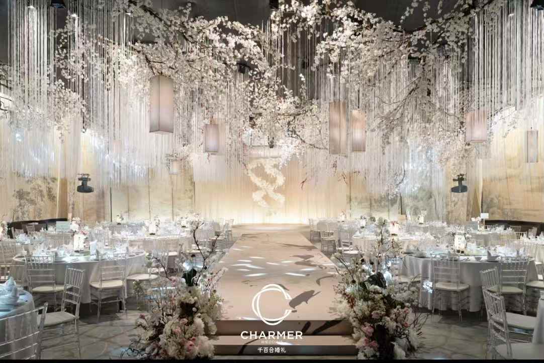 春序夏幽，秋实冬寂；人生四季，流转不息