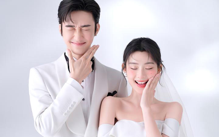 甜甜的婚纱照来啦~超好看呀