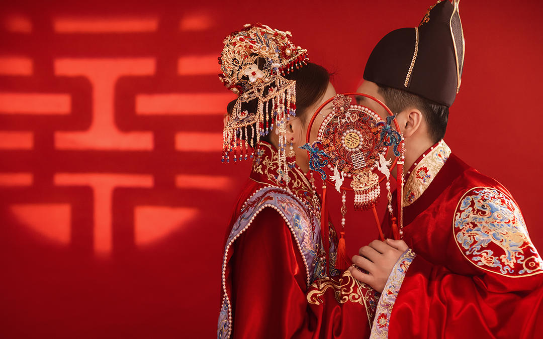 高定中式婚纱照的正确打开方式，明制汉服yyds！