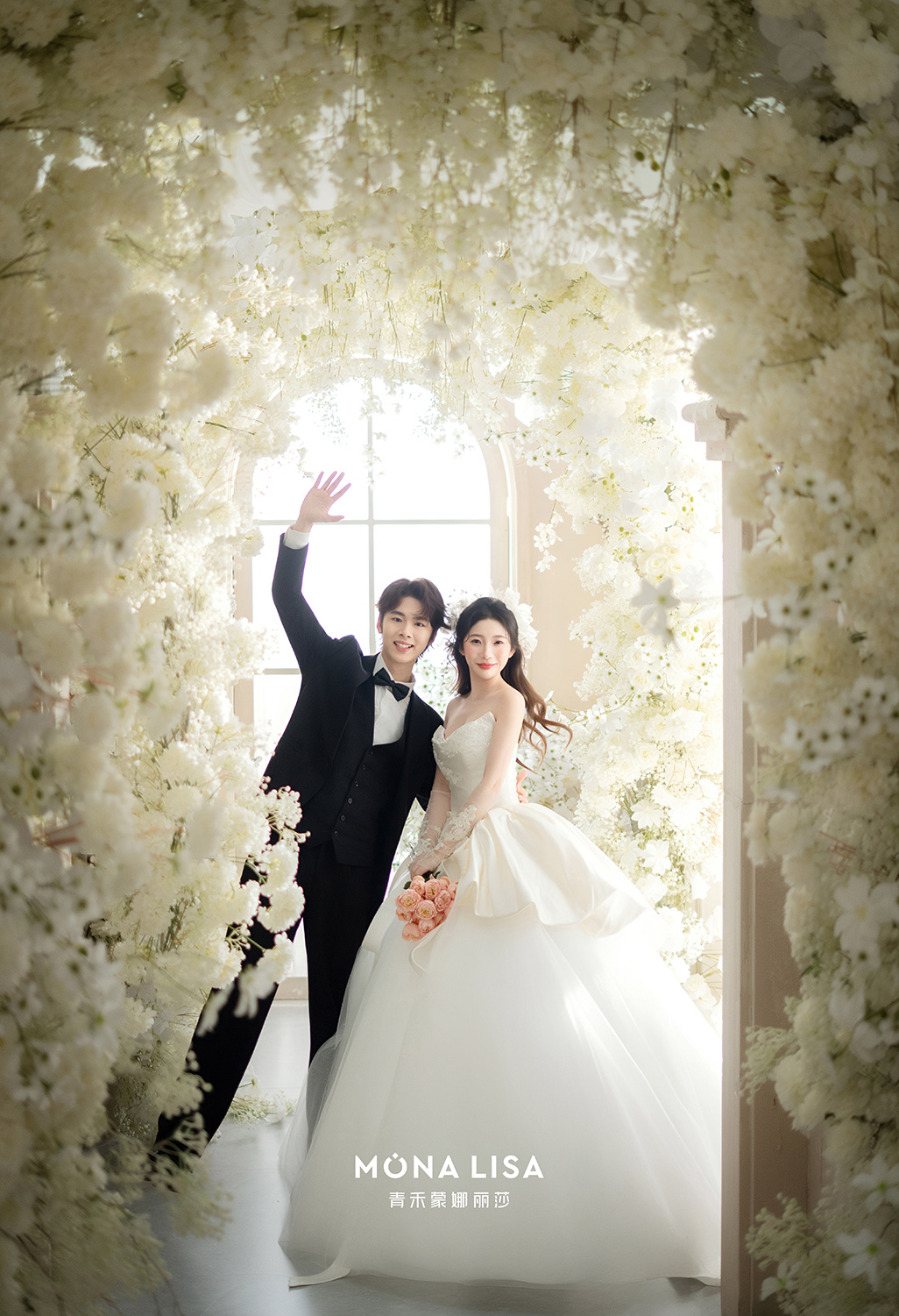 少女心爆棚的梦幻花海婚纱照｜高级与纯爱