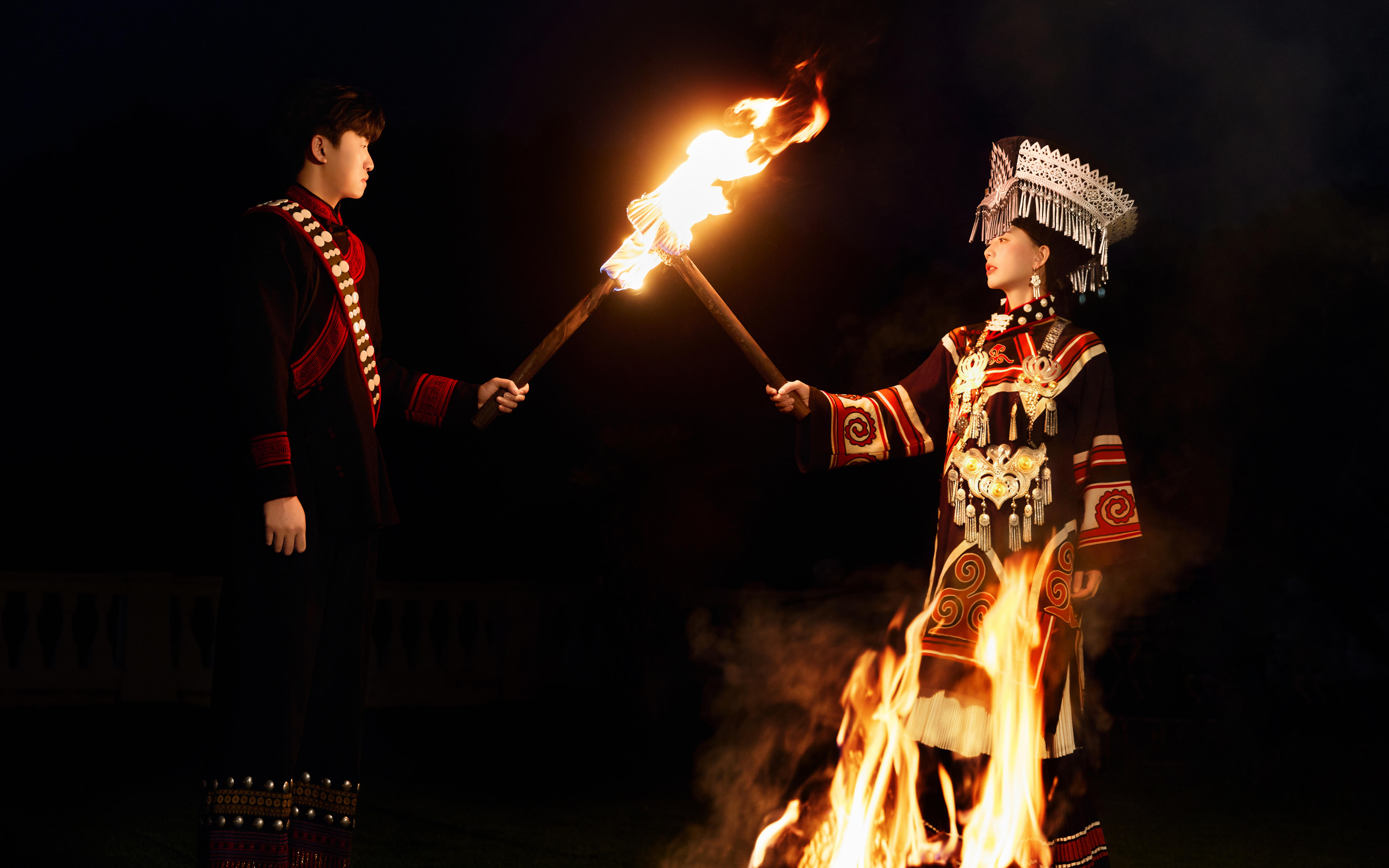 不一樣的民族風(fēng)婚紗照~