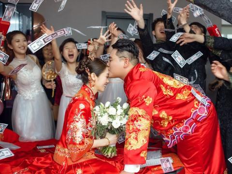 巨蟹座新娘：好纱不怕晚，和我结婚吧！