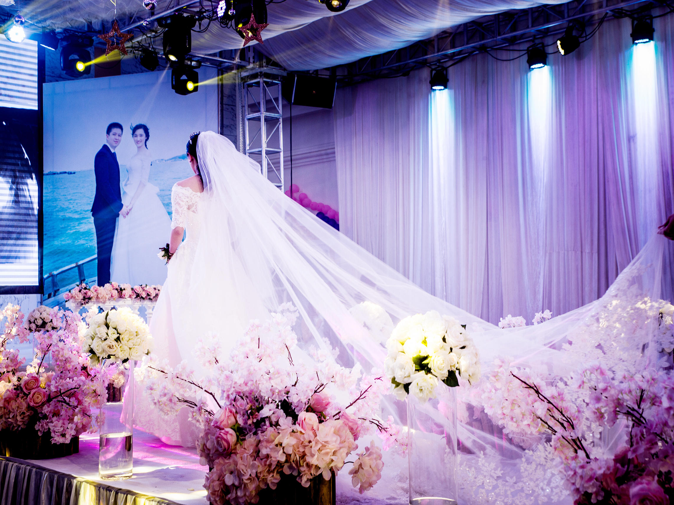 奢华3件套（主纱+敬酒服+长头纱）