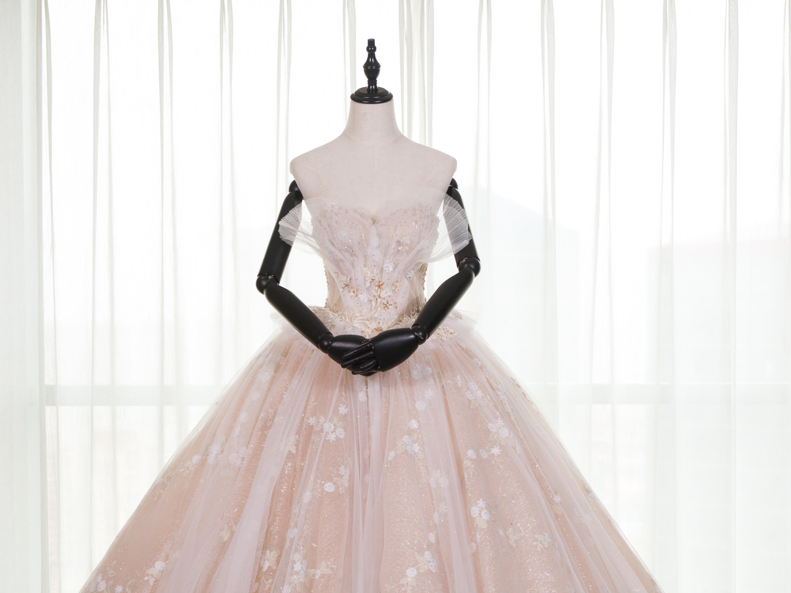 【钻石典藏】2020新款婚纱+VIP钻级礼服秀禾