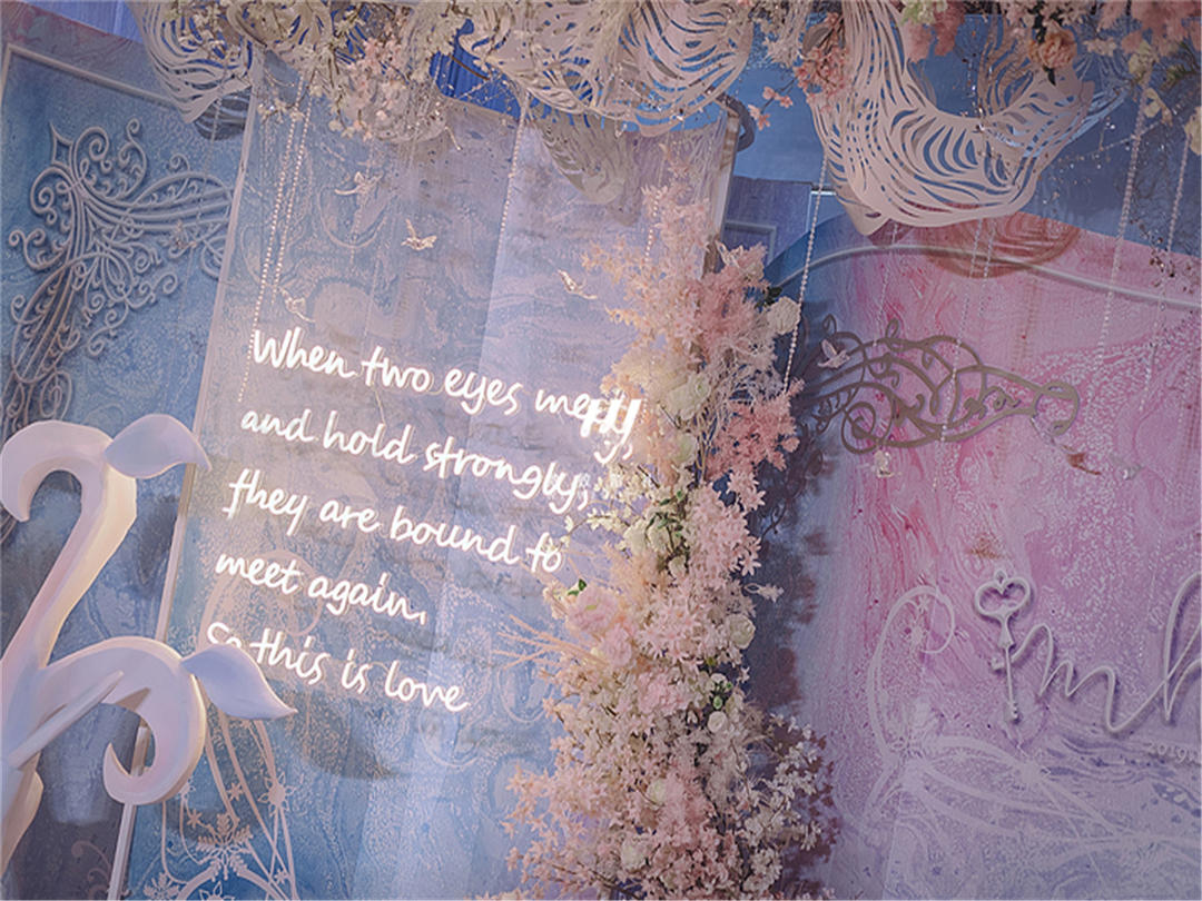 【梦幻季中秋钜惠】梦幻城堡多款可任选（人员+布置