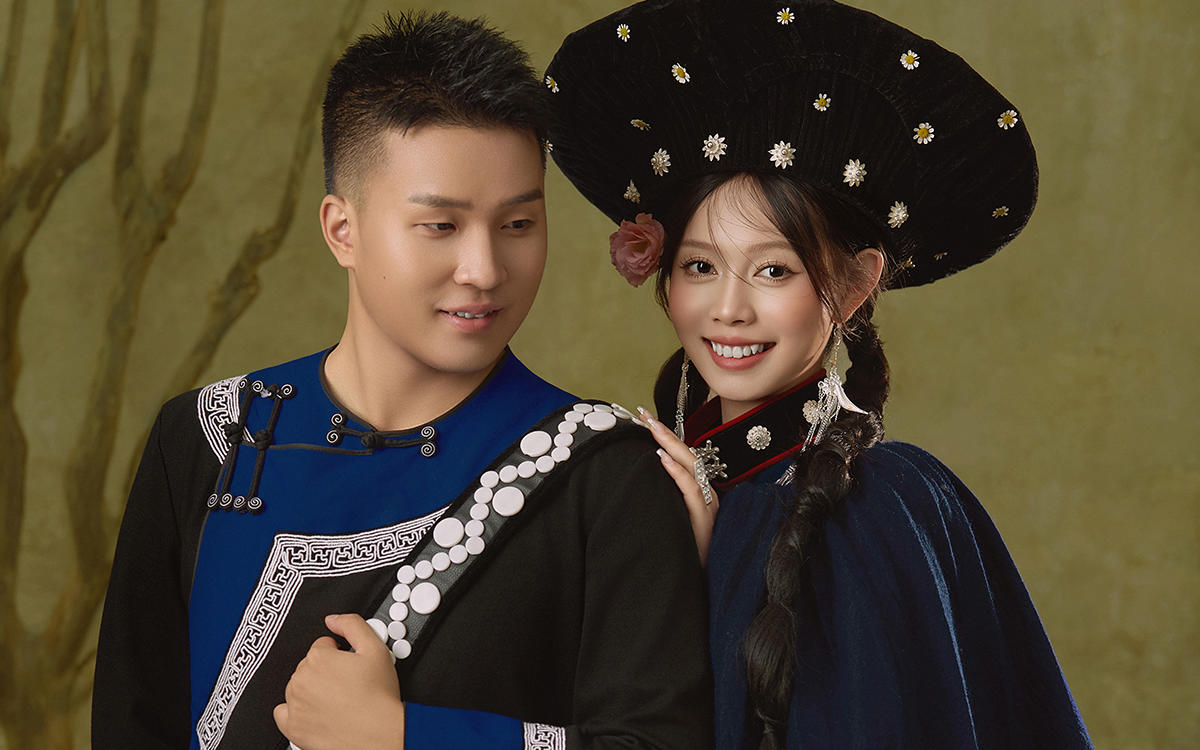 内景 l 超赞的彝族婚纱照怎能不拍