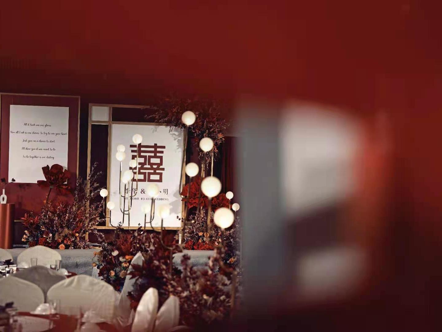 【囍悦】国风的内敛，西式的浪漫，当中式撞上婚纱