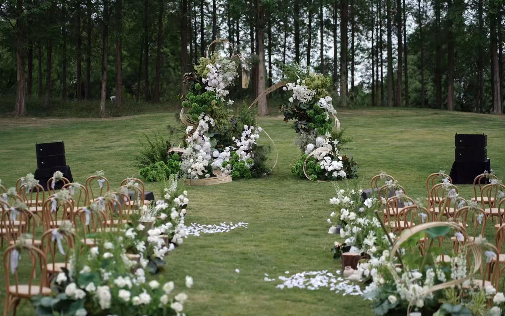 森系草坪婚礼🎄迷人白绿🍃