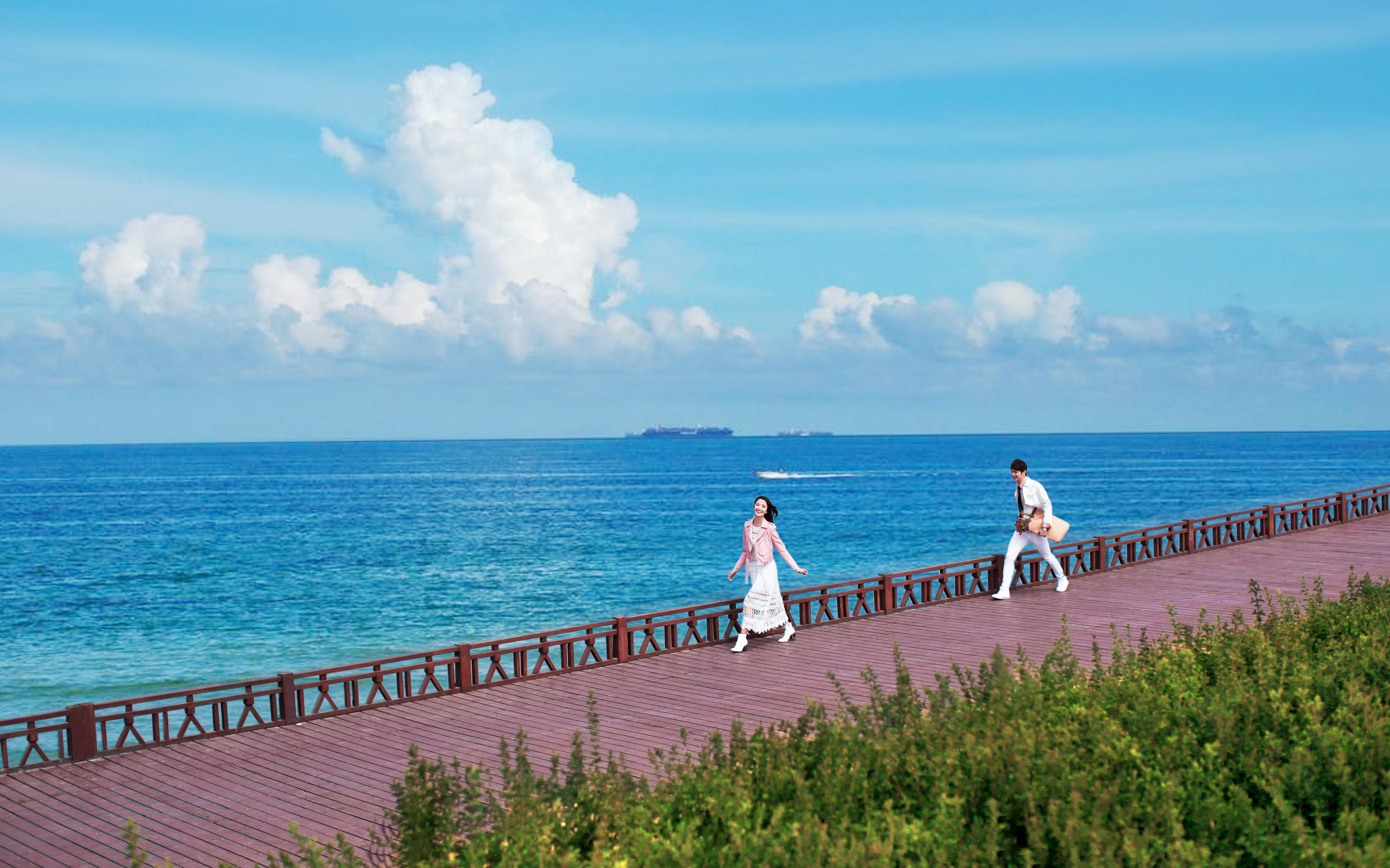 青岛旅拍 海景教堂 青岛麦田摄影