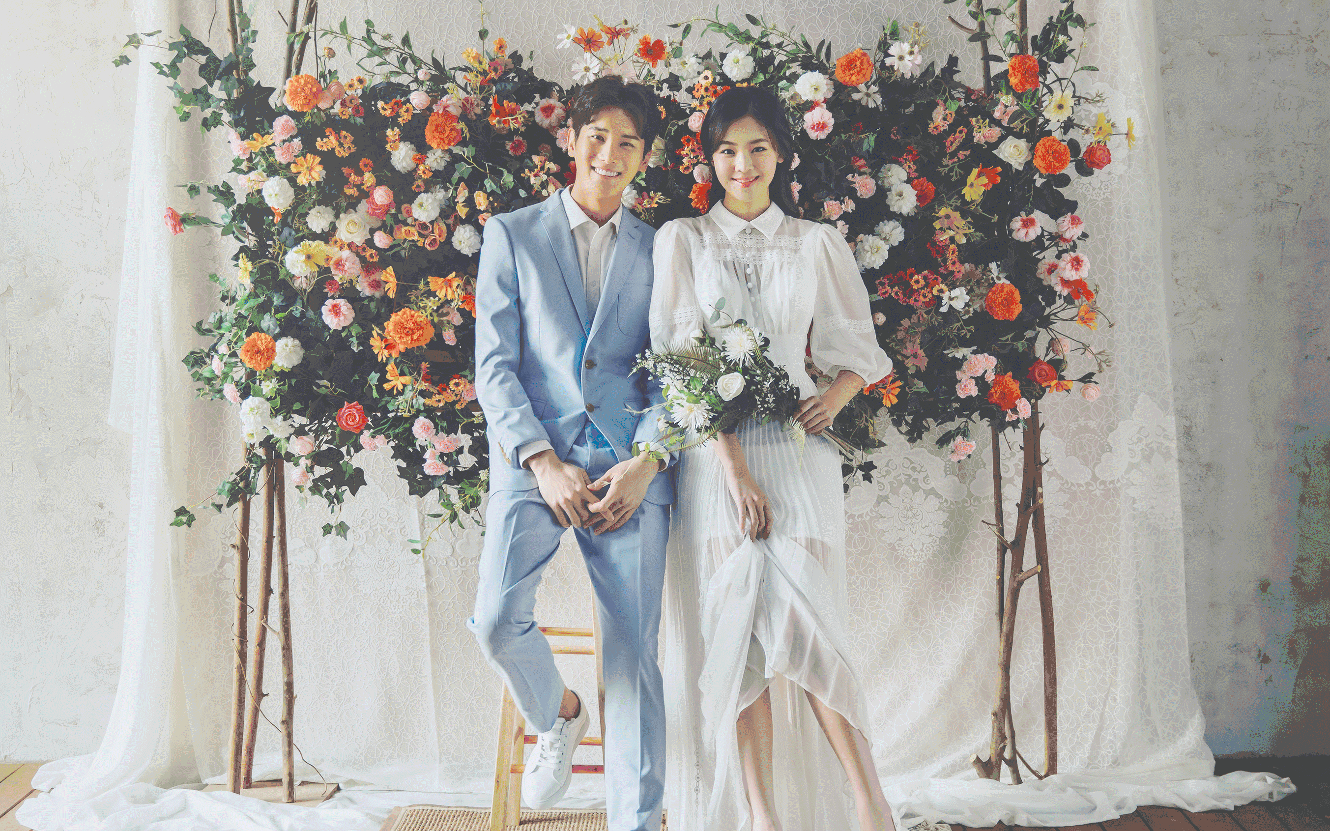 济南青岛轻旅拍14服14造送酒店 赠婚纱