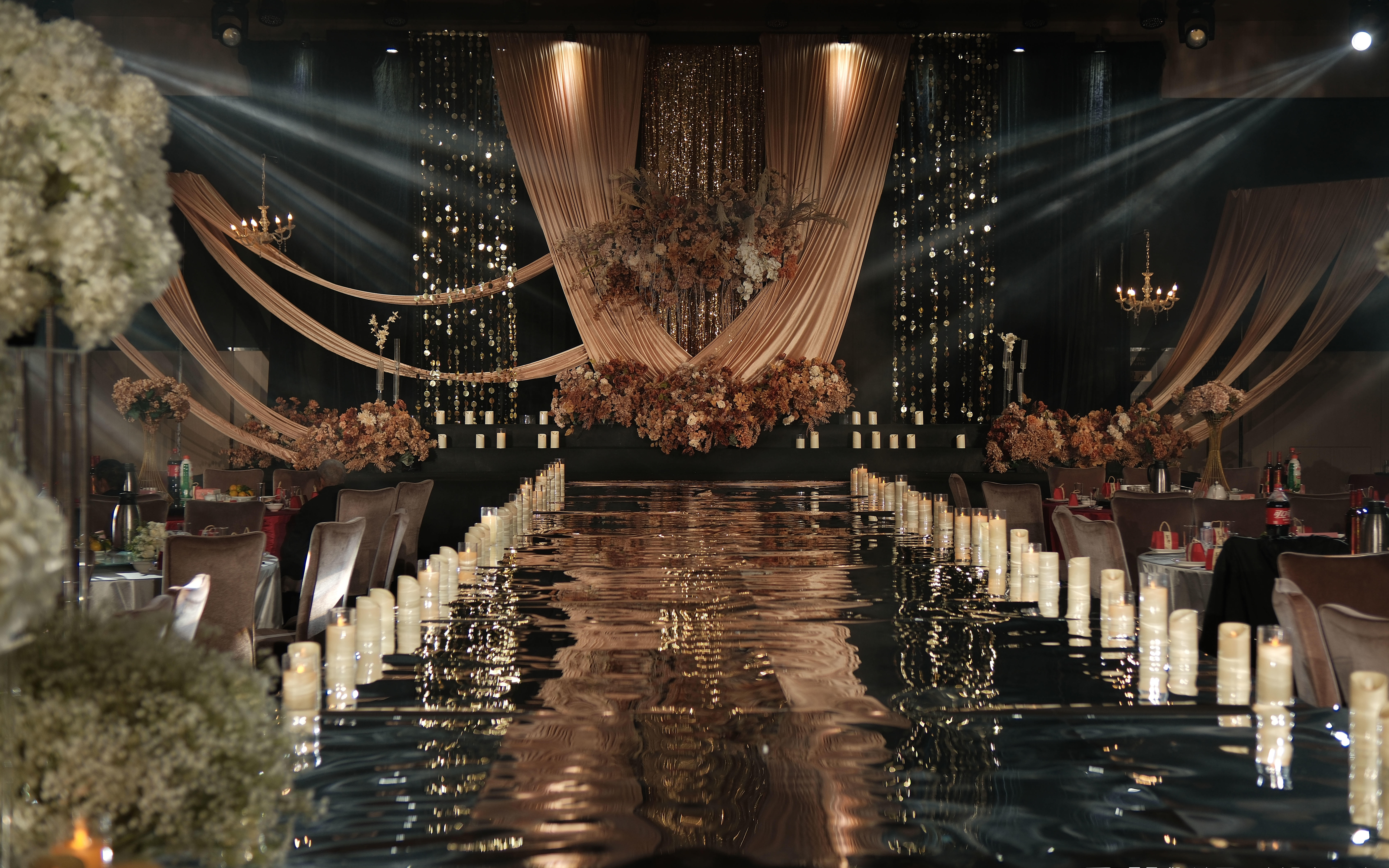 【鐘愛一生婚禮】黑金老錢風(fēng) 暗夜鎏金