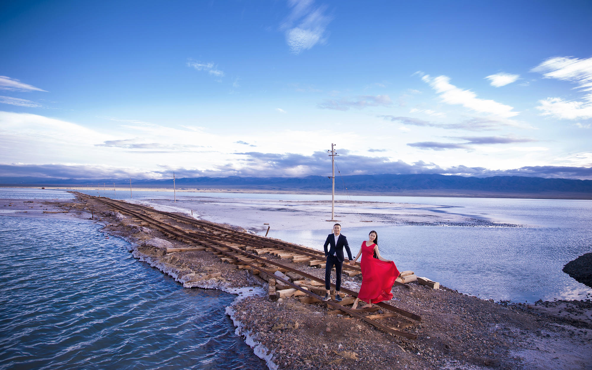 茶卡盐湖+青海湖+连天公路+千里沙漠