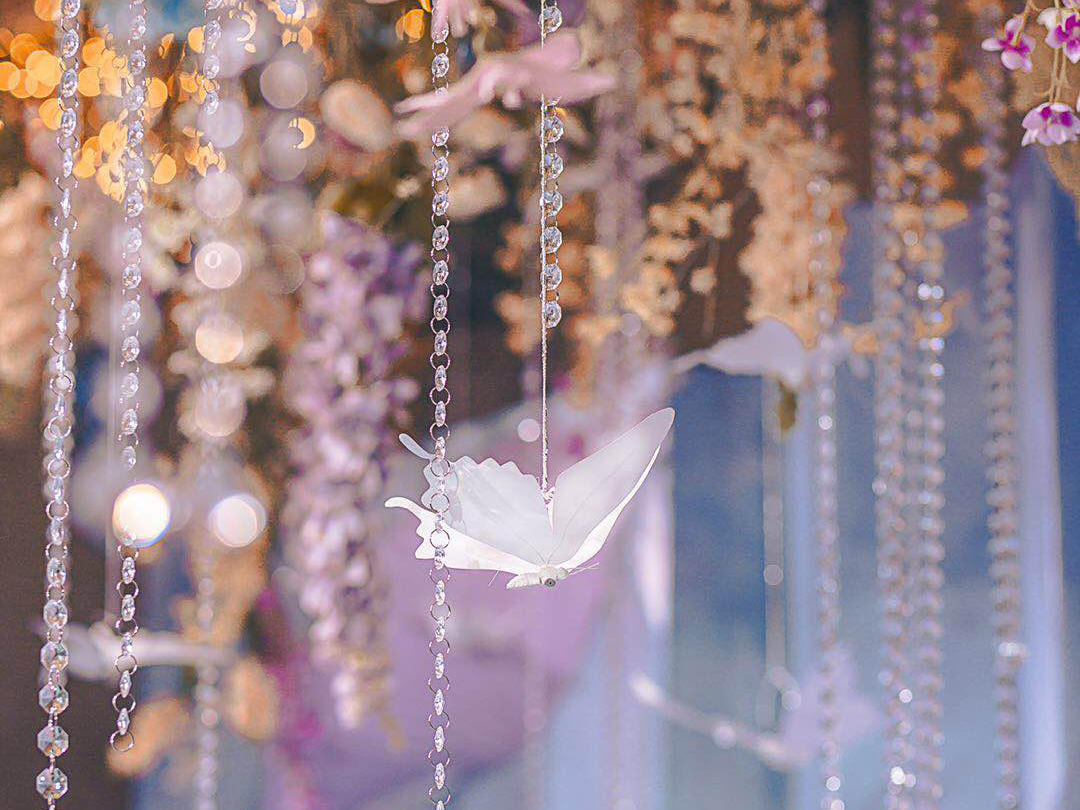   设计感蓝紫色小高级婚礼